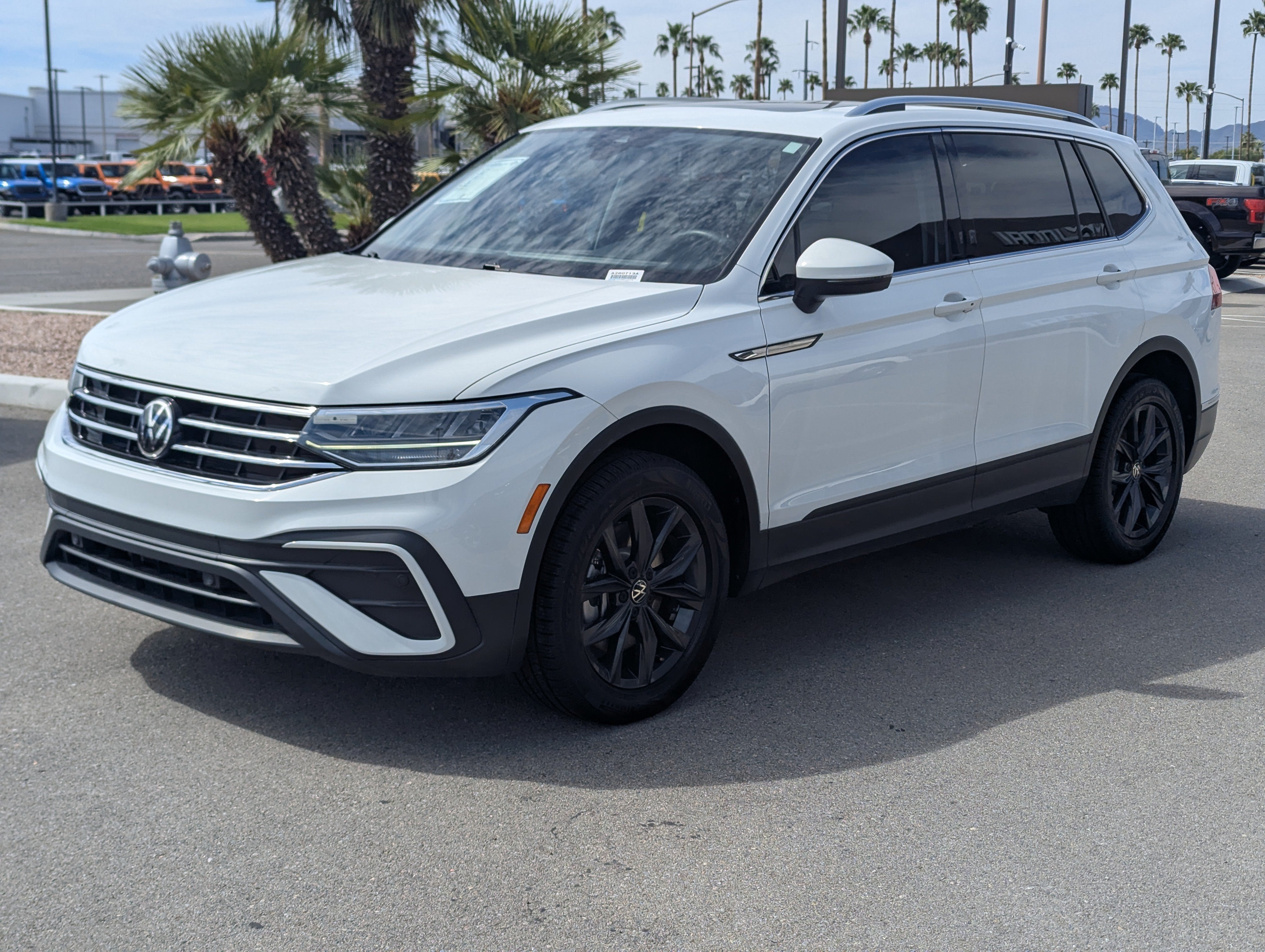 2024 Volkswagen Tiguan SE