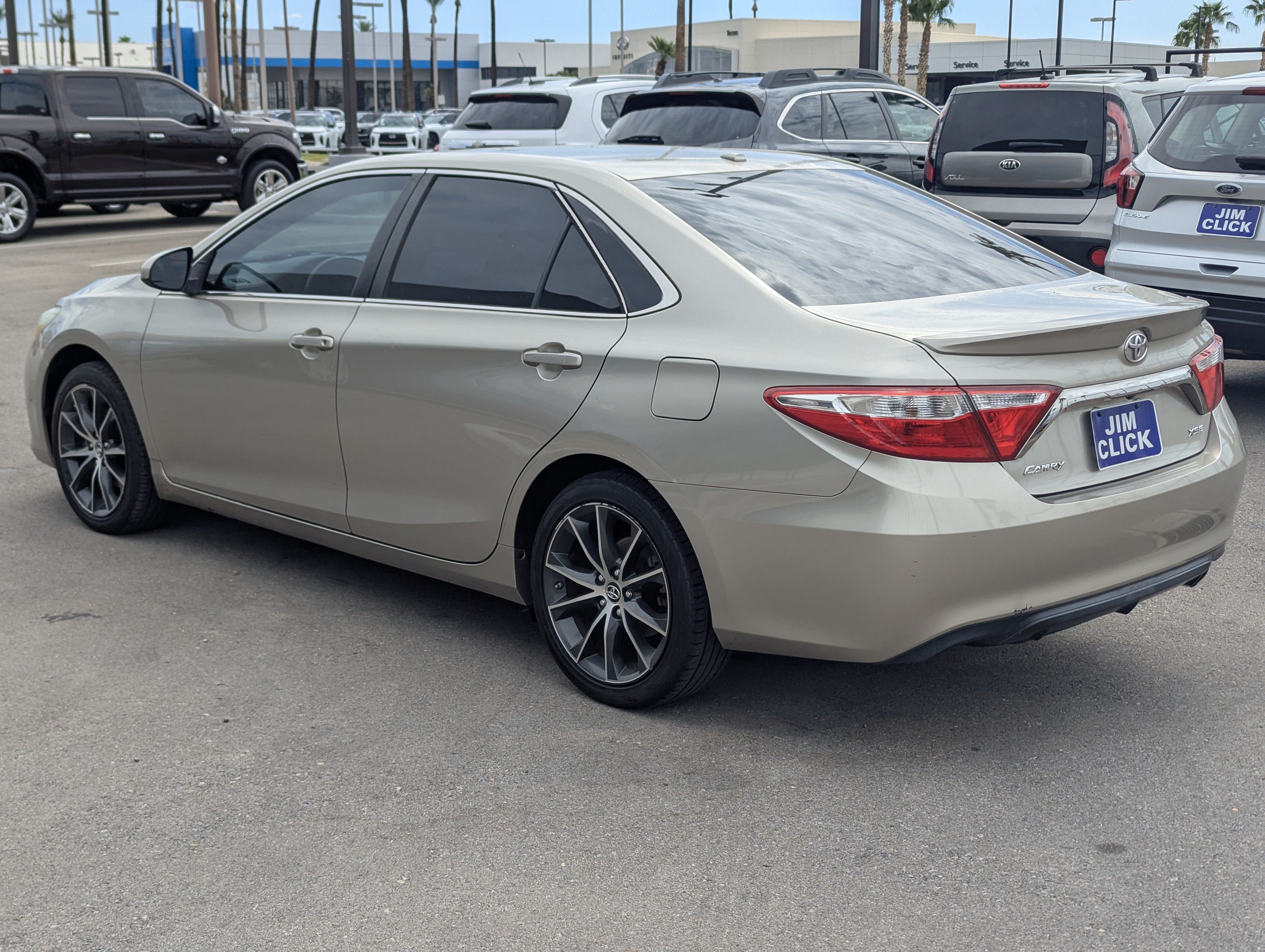 2017 Toyota Camry SE