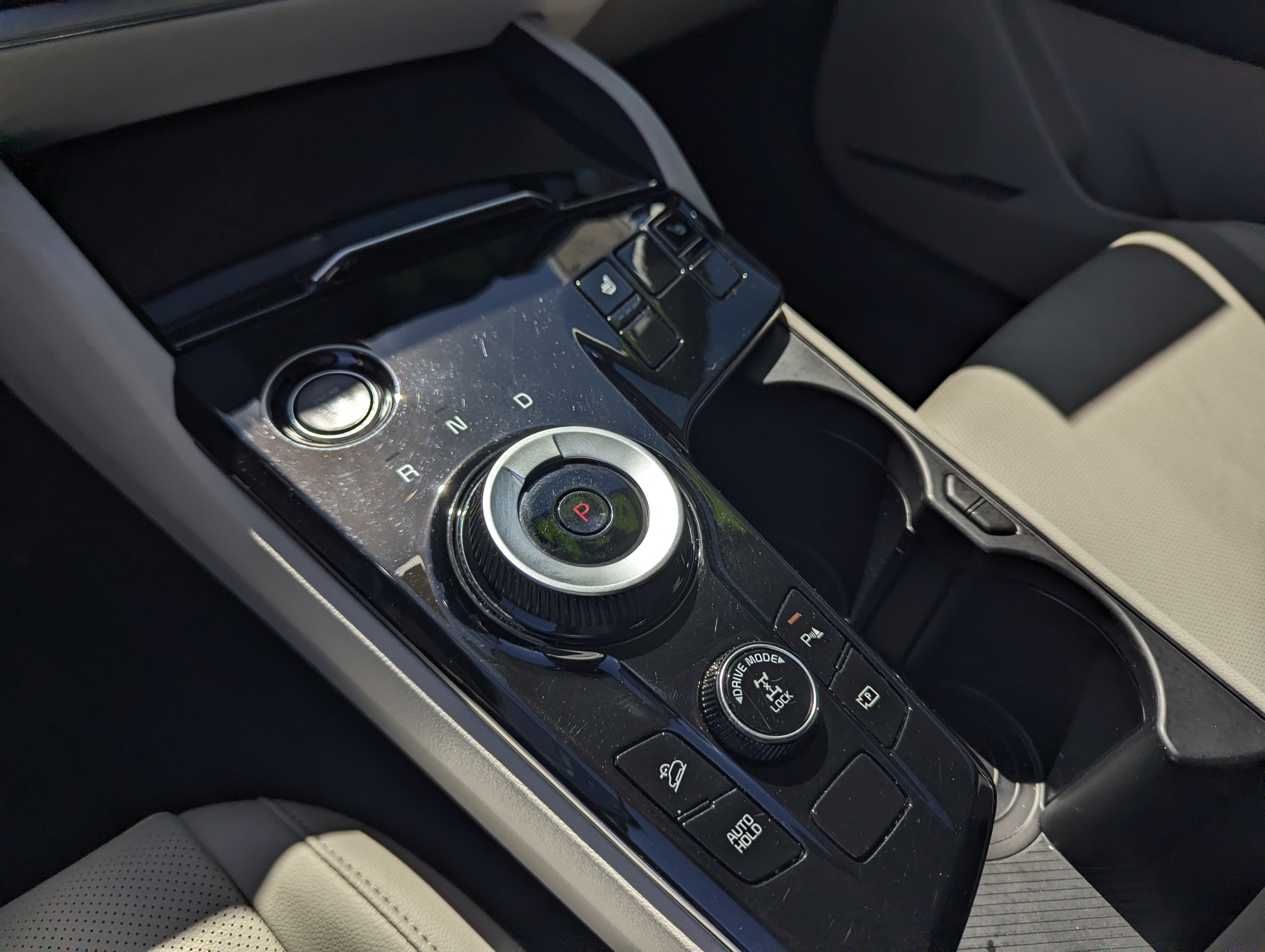 2024 Kia Sportage Hybrid EX