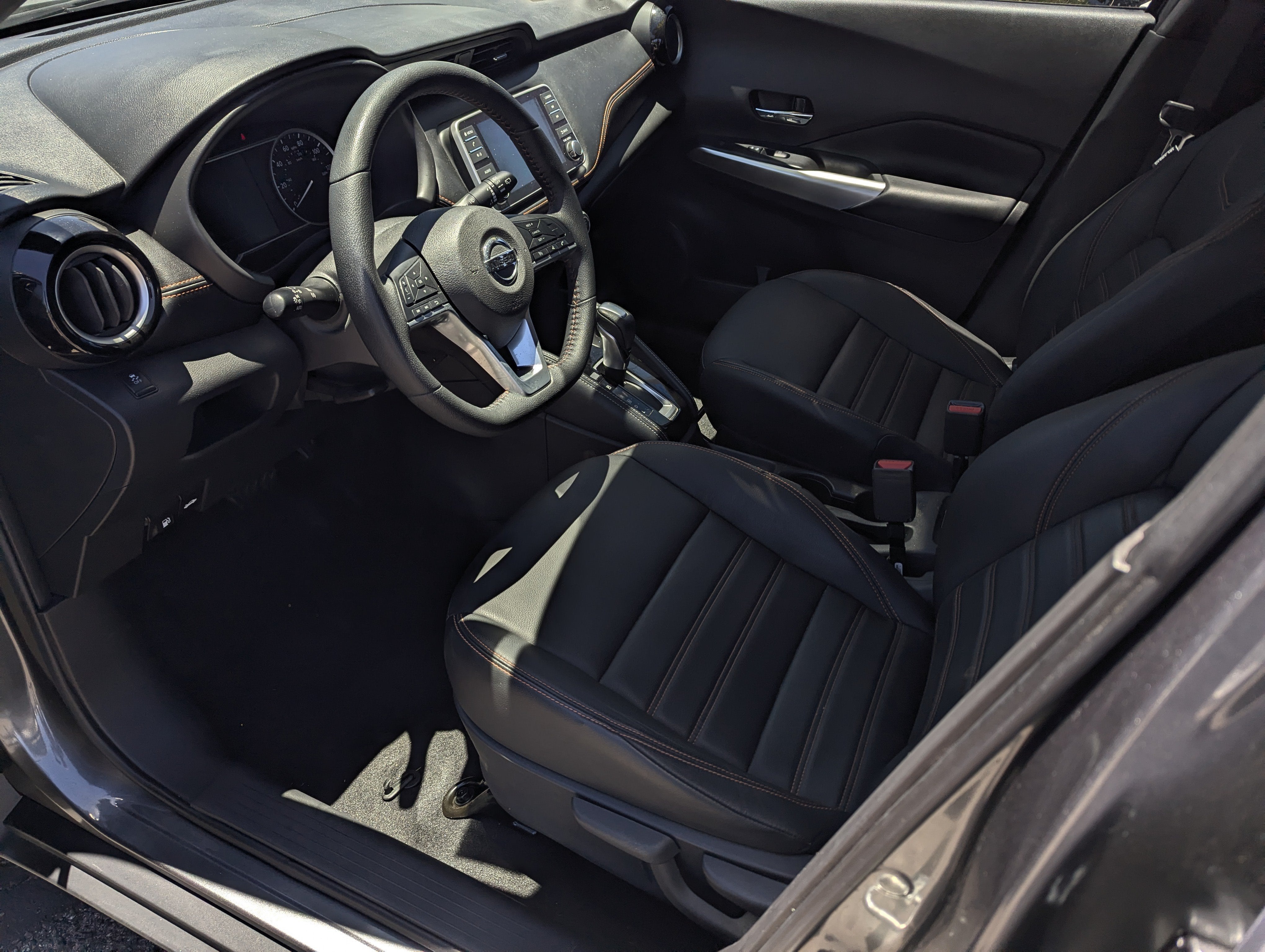 2019 Nissan Kicks SR