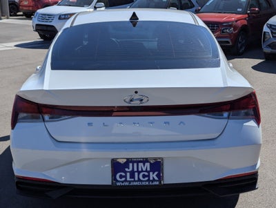 2022 Hyundai Elantra SE