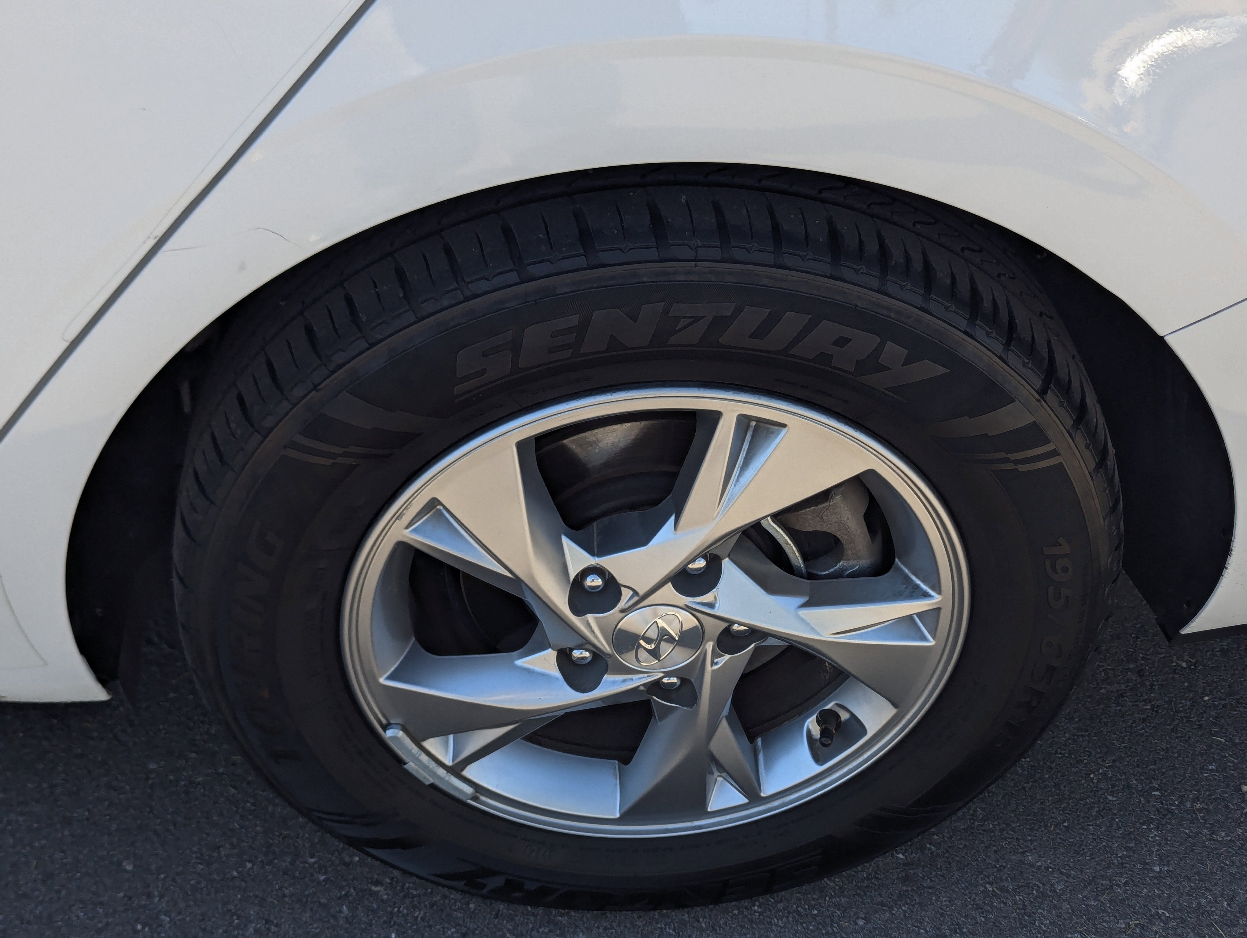 2022 Hyundai Elantra SE