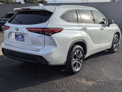 2020 Toyota Highlander Hybrid XLE