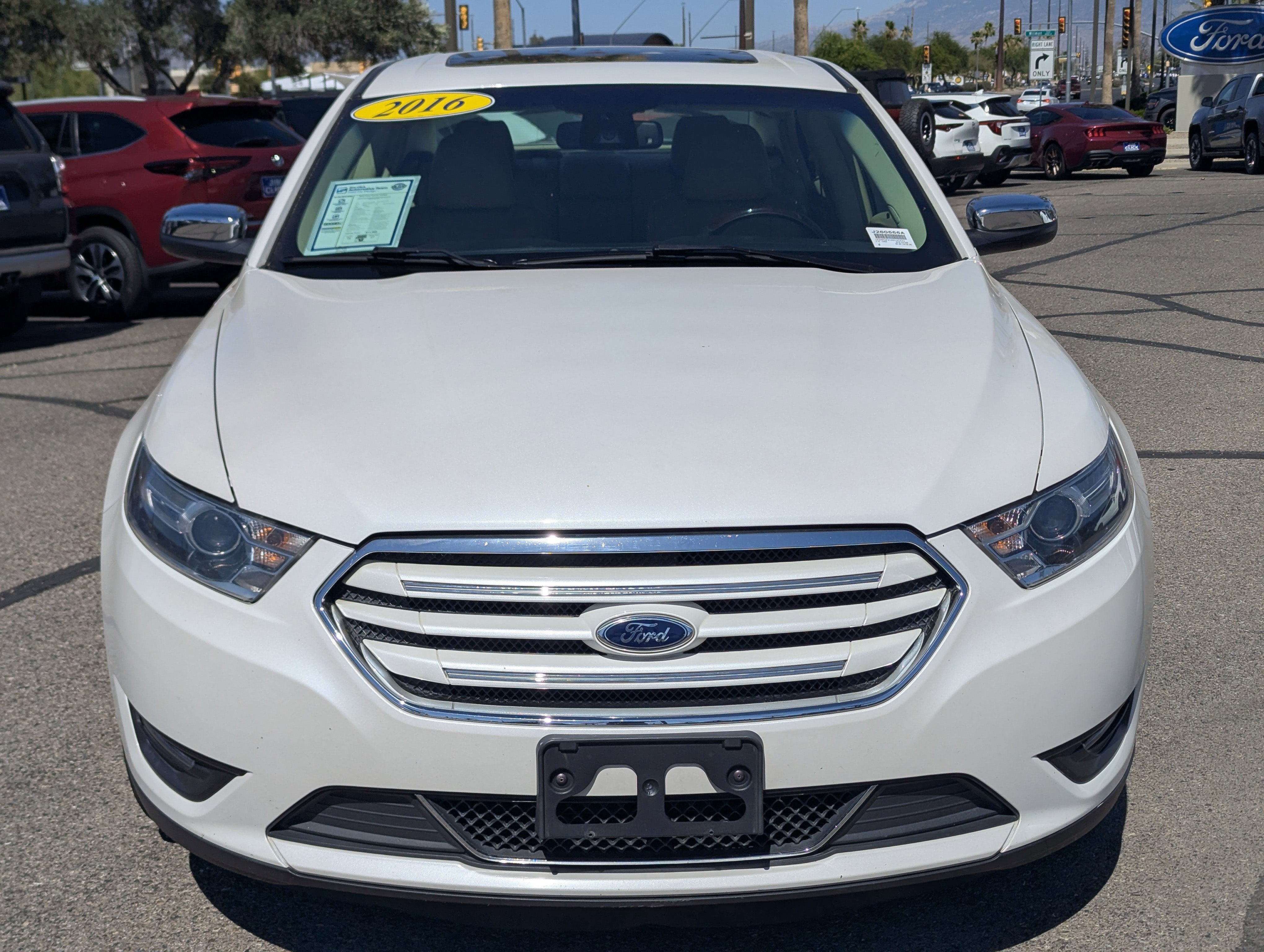 2016 Ford Taurus Limited