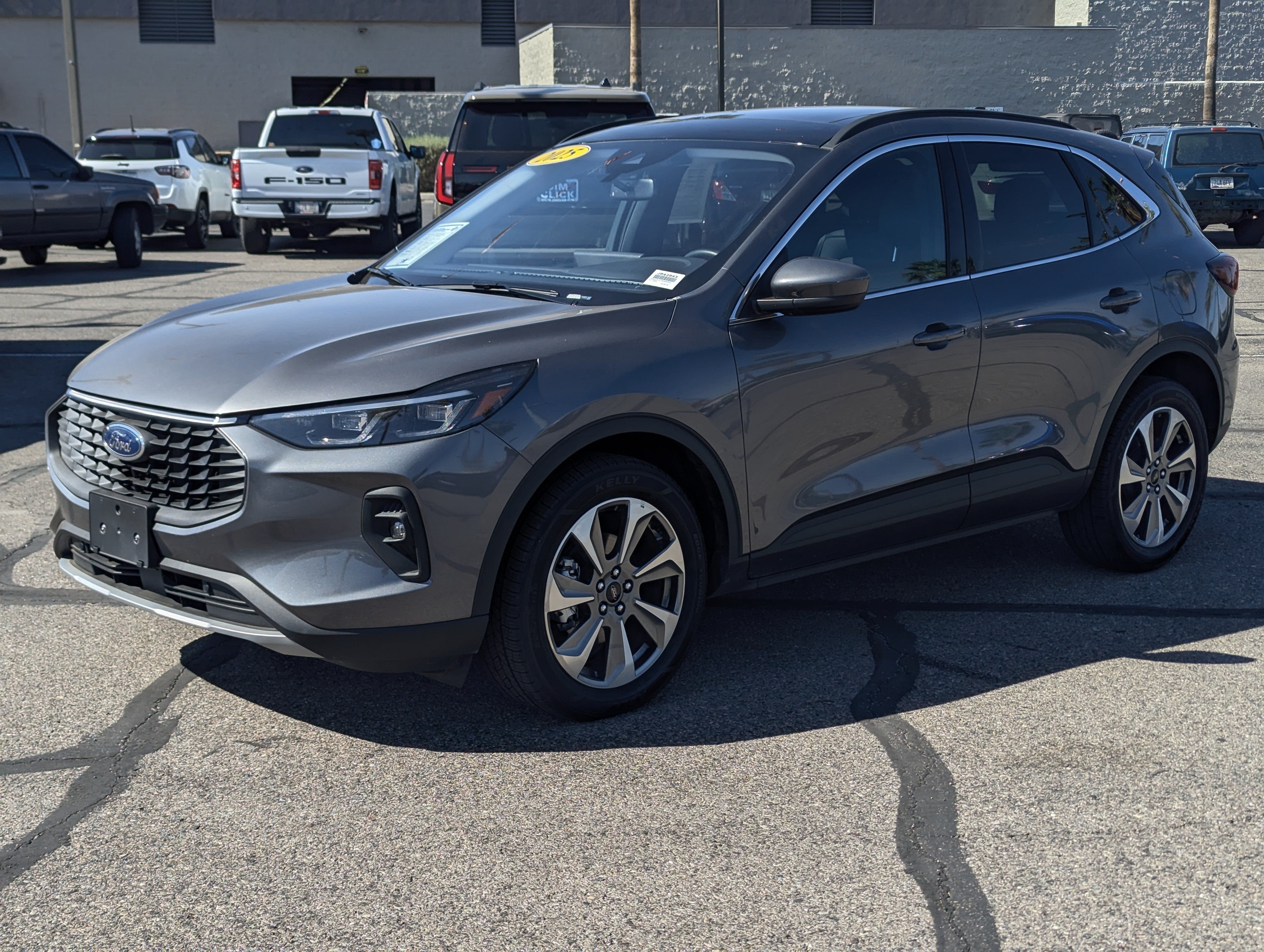 2025 Ford Escape Platinum