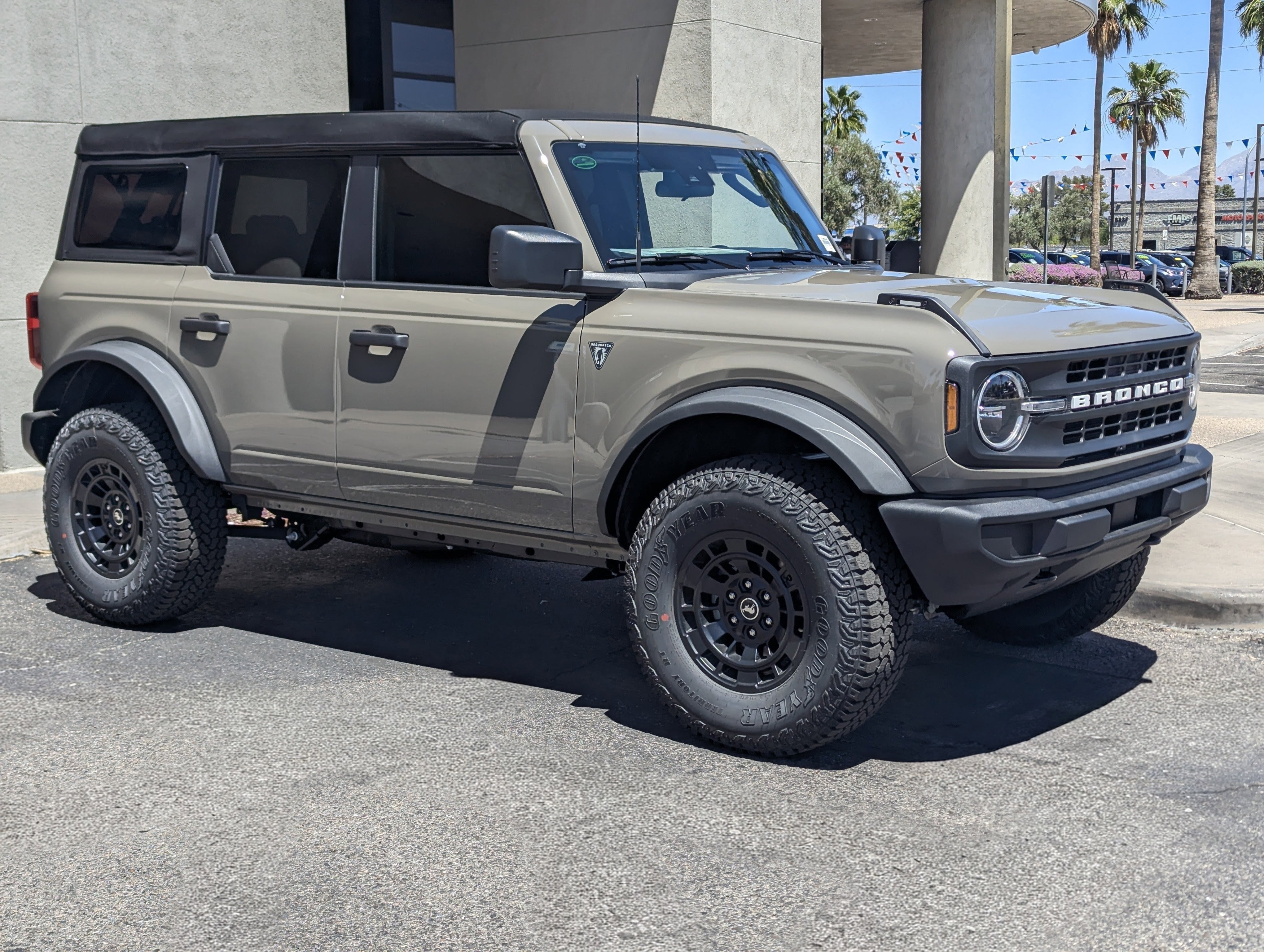 2026 Ford Bronco Base