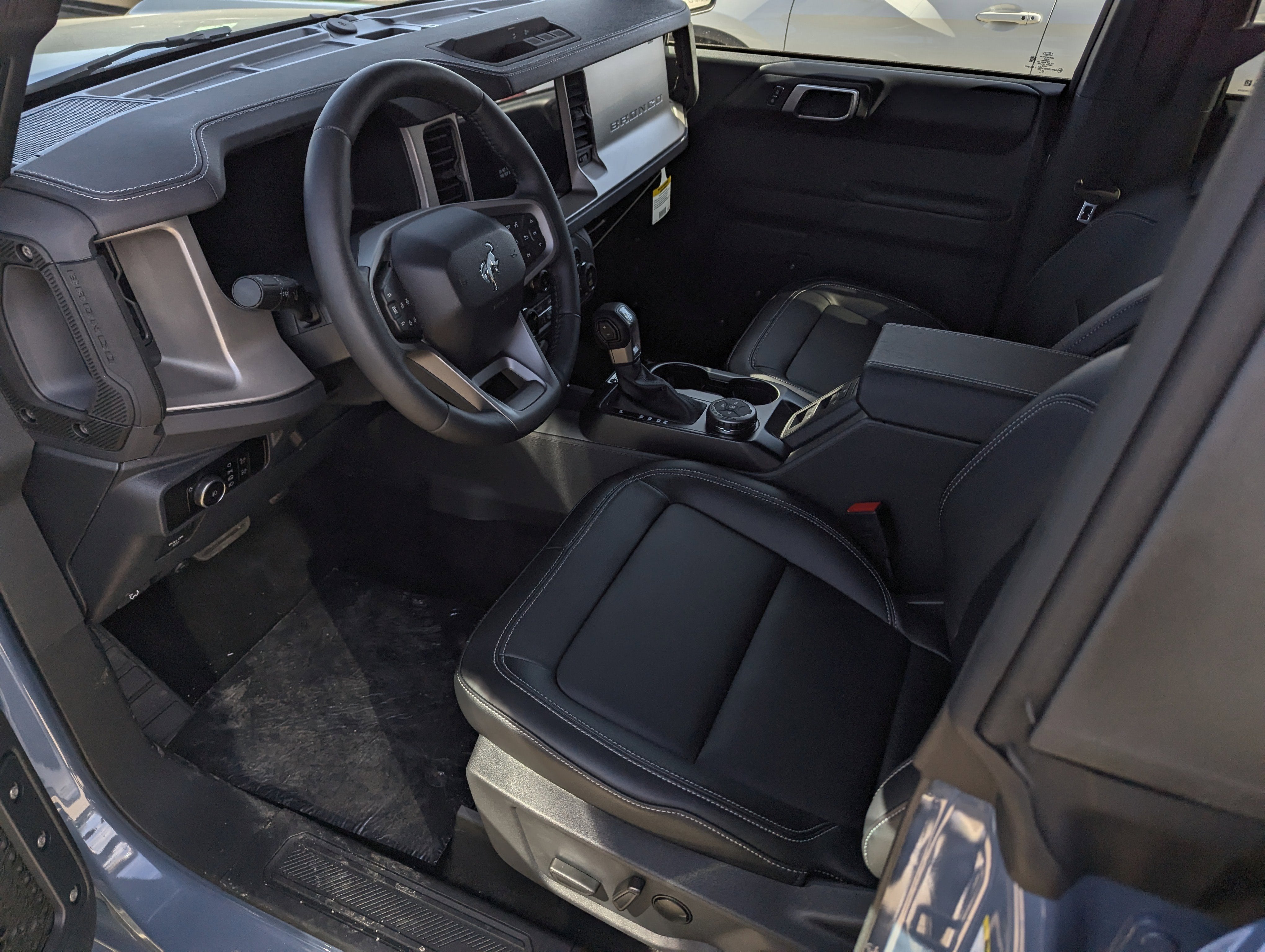 2025 Ford Bronco Outer Banks®