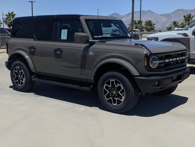2026 Ford Bronco Outer Banks®