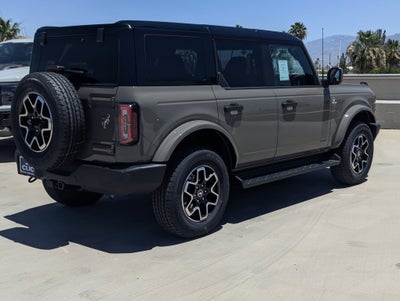 2026 Ford Bronco Outer Banks®