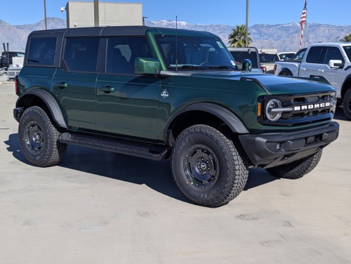 2025 Ford Bronco Outer Banks®
