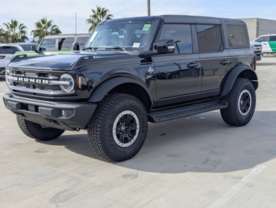 2025 Ford Bronco Outer Banks®