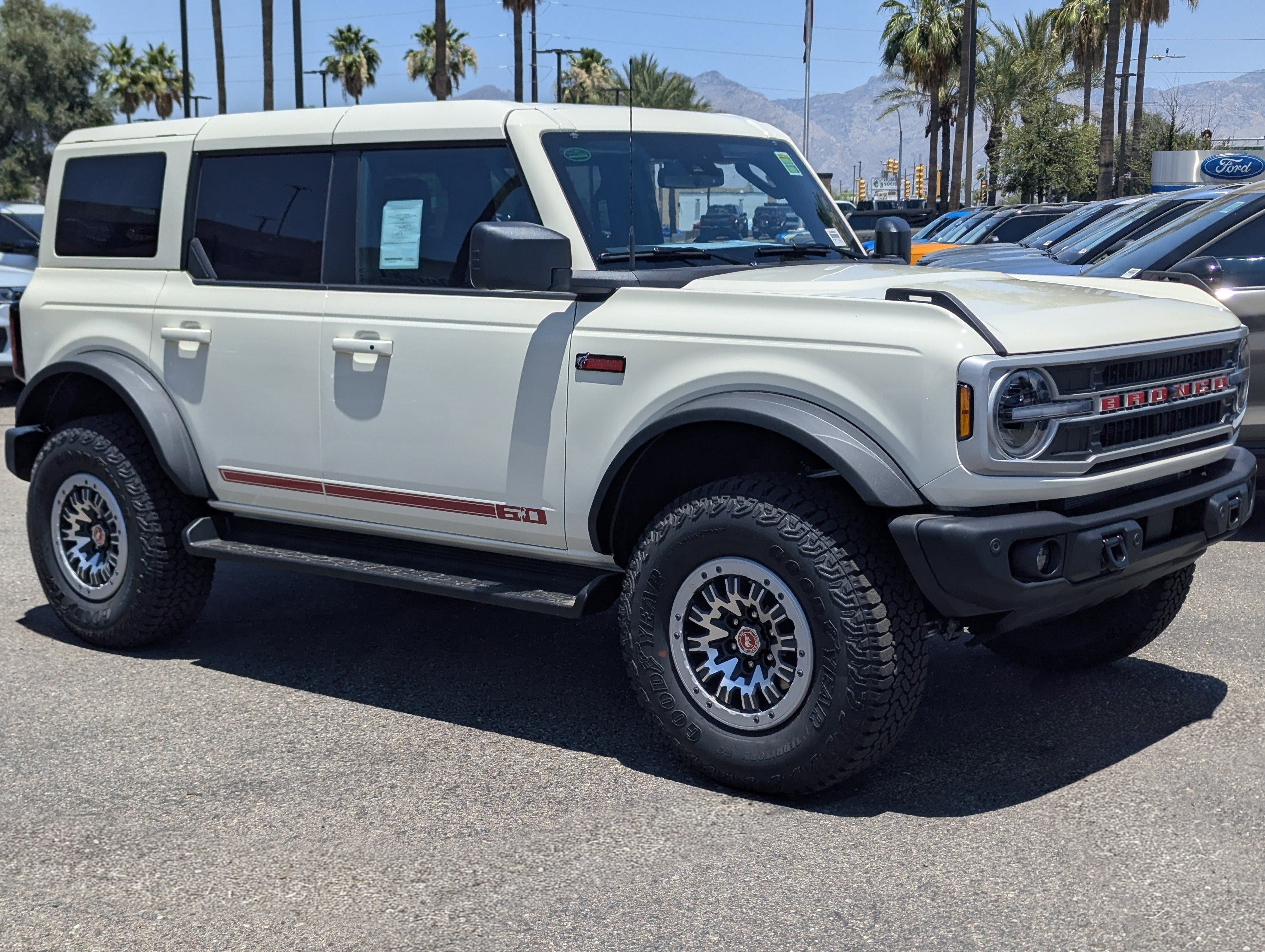 2026 Ford Bronco Outer Banks®