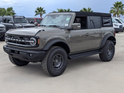 2025 Ford Bronco Outer Banks®
