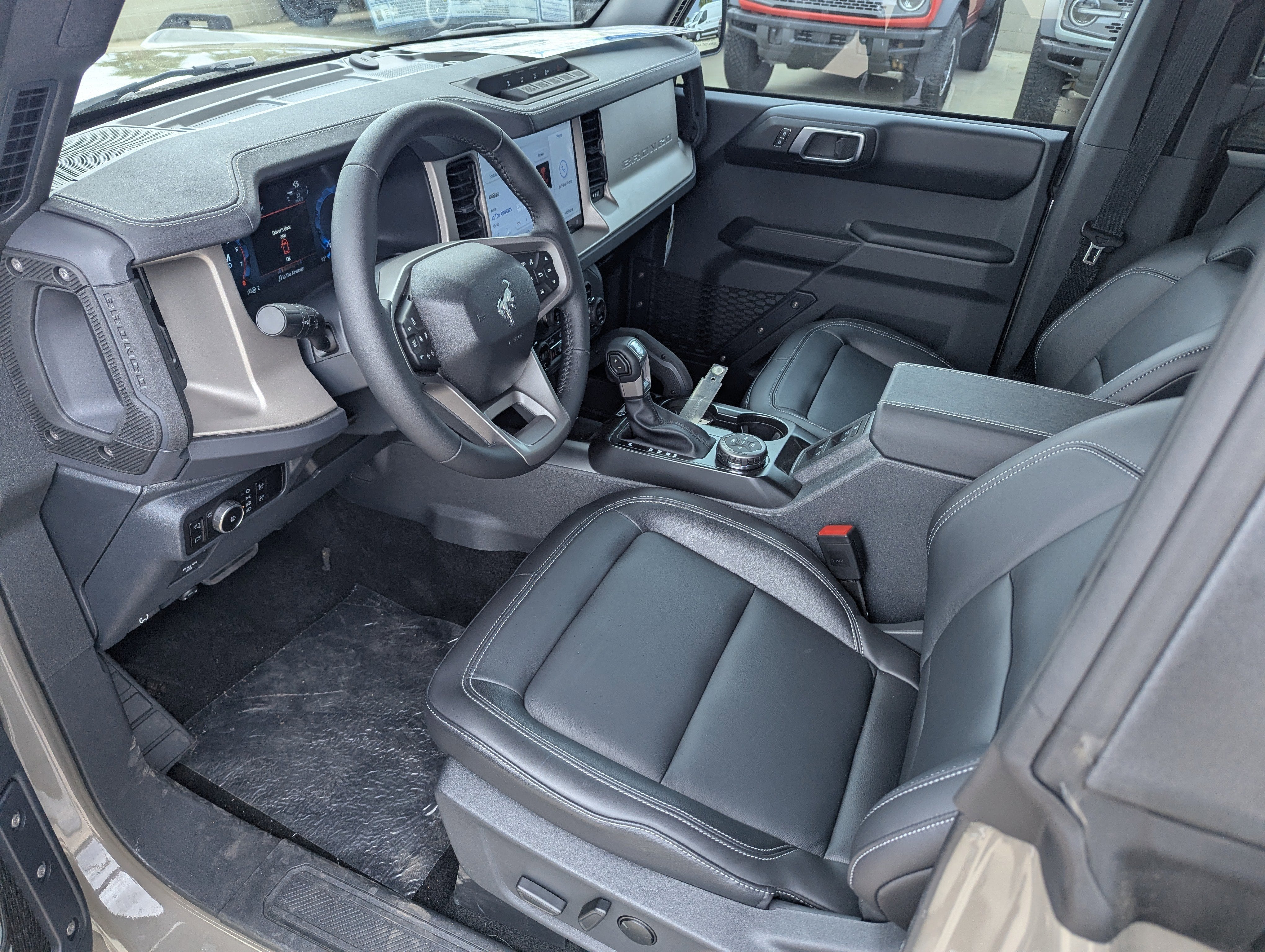 2025 Ford Bronco Outer Banks®