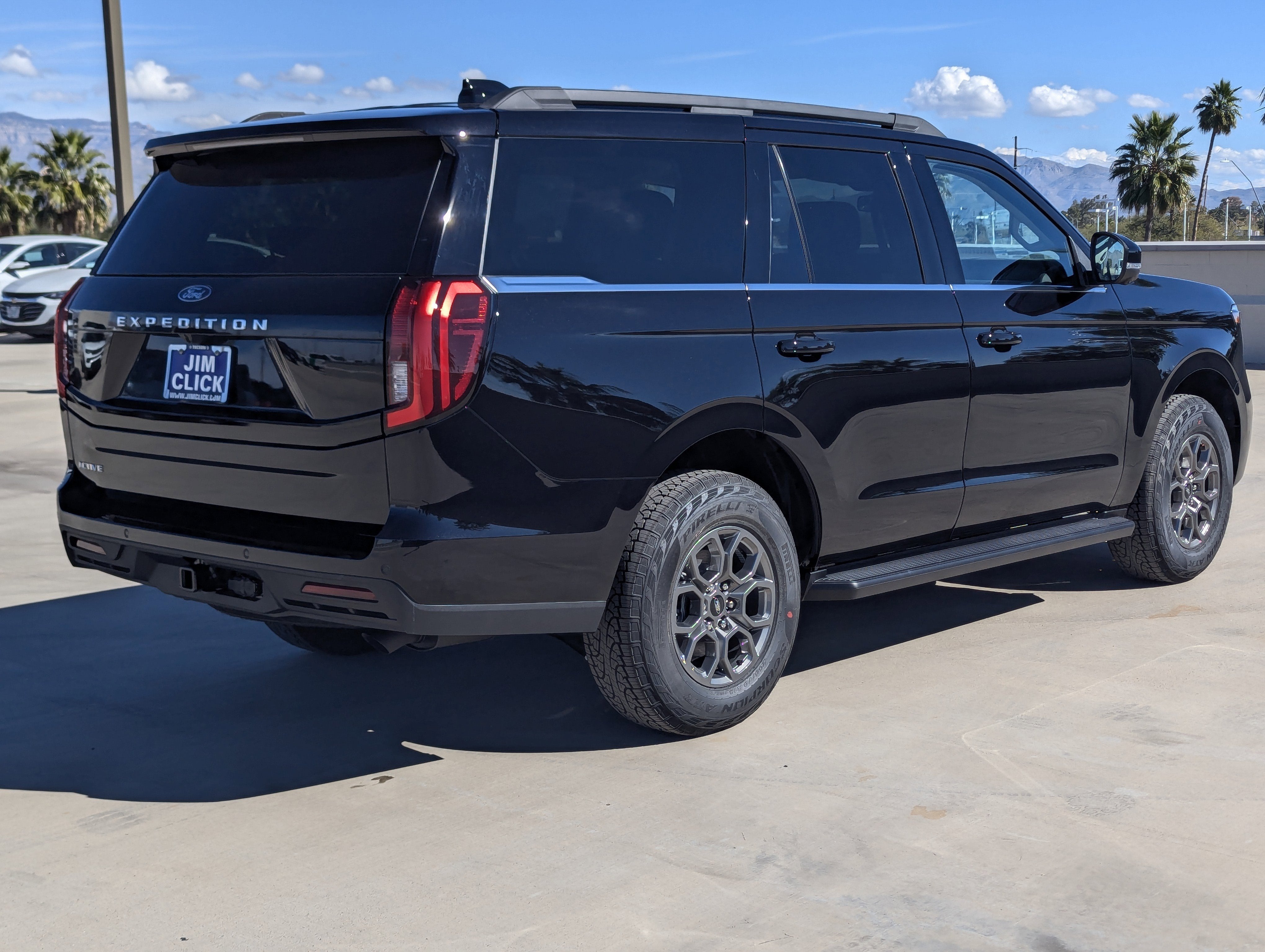 2026 Ford Expedition Active