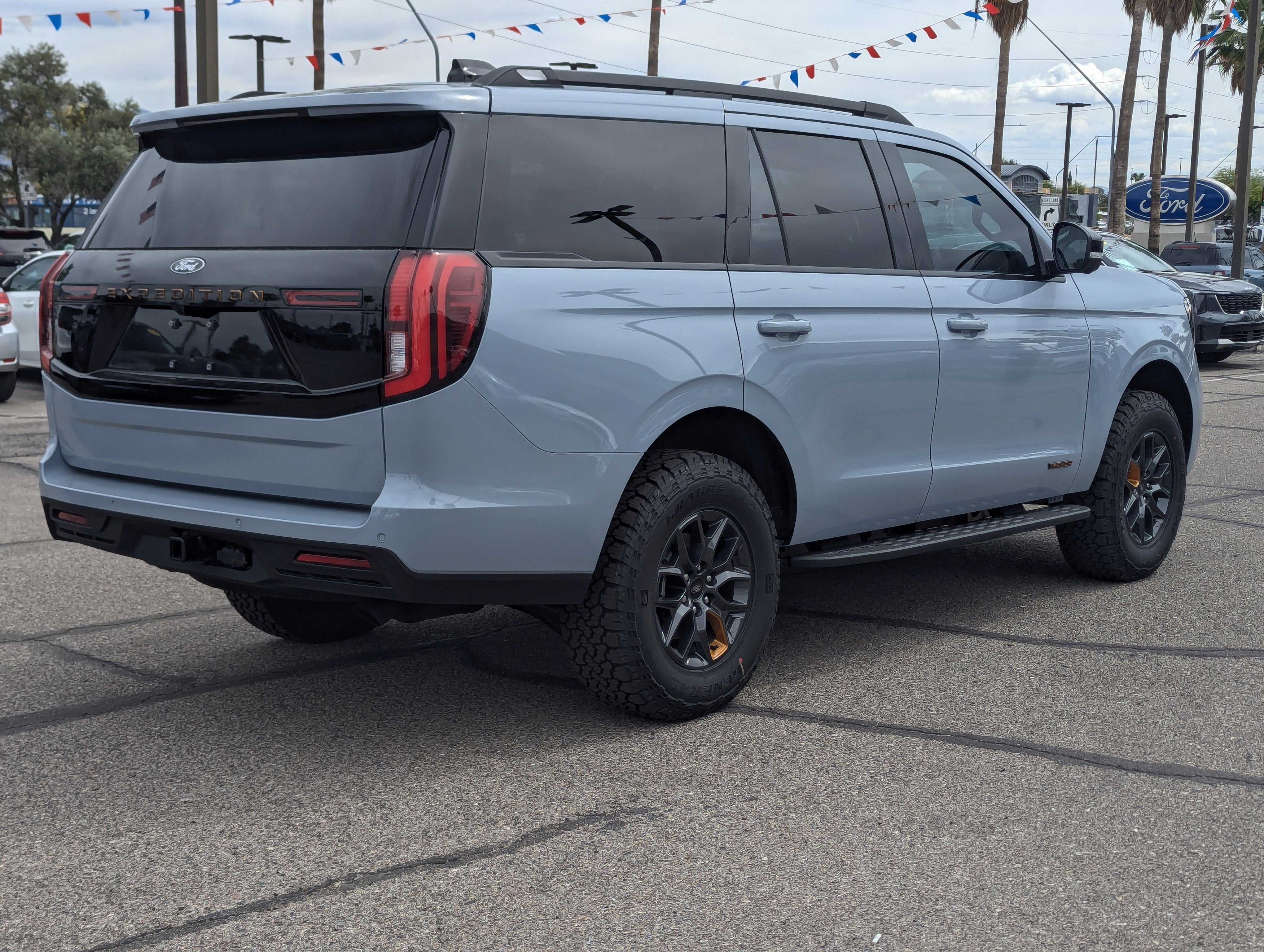 2026 Ford Expedition Tremor®