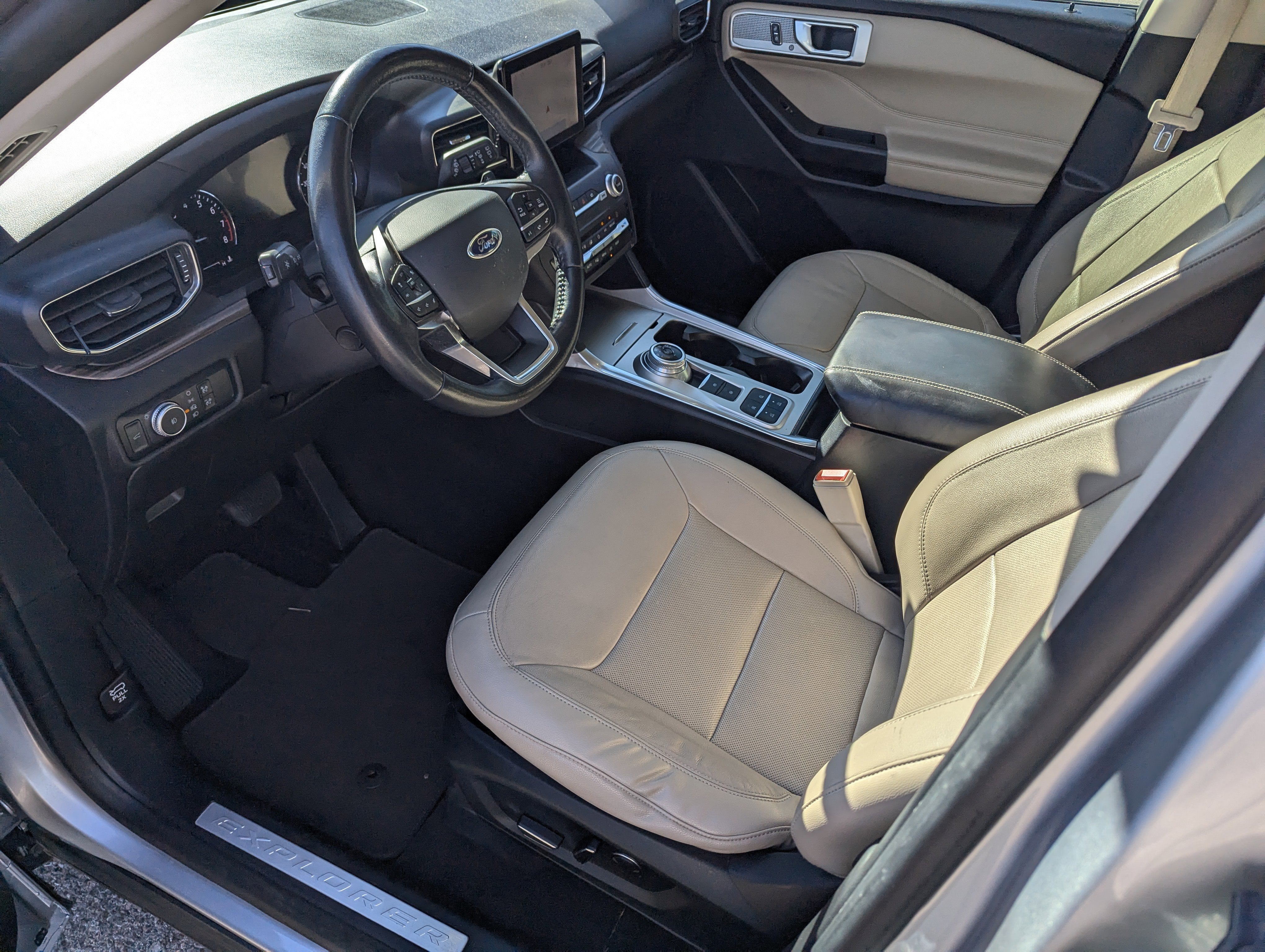 2020 Ford Explorer Limited