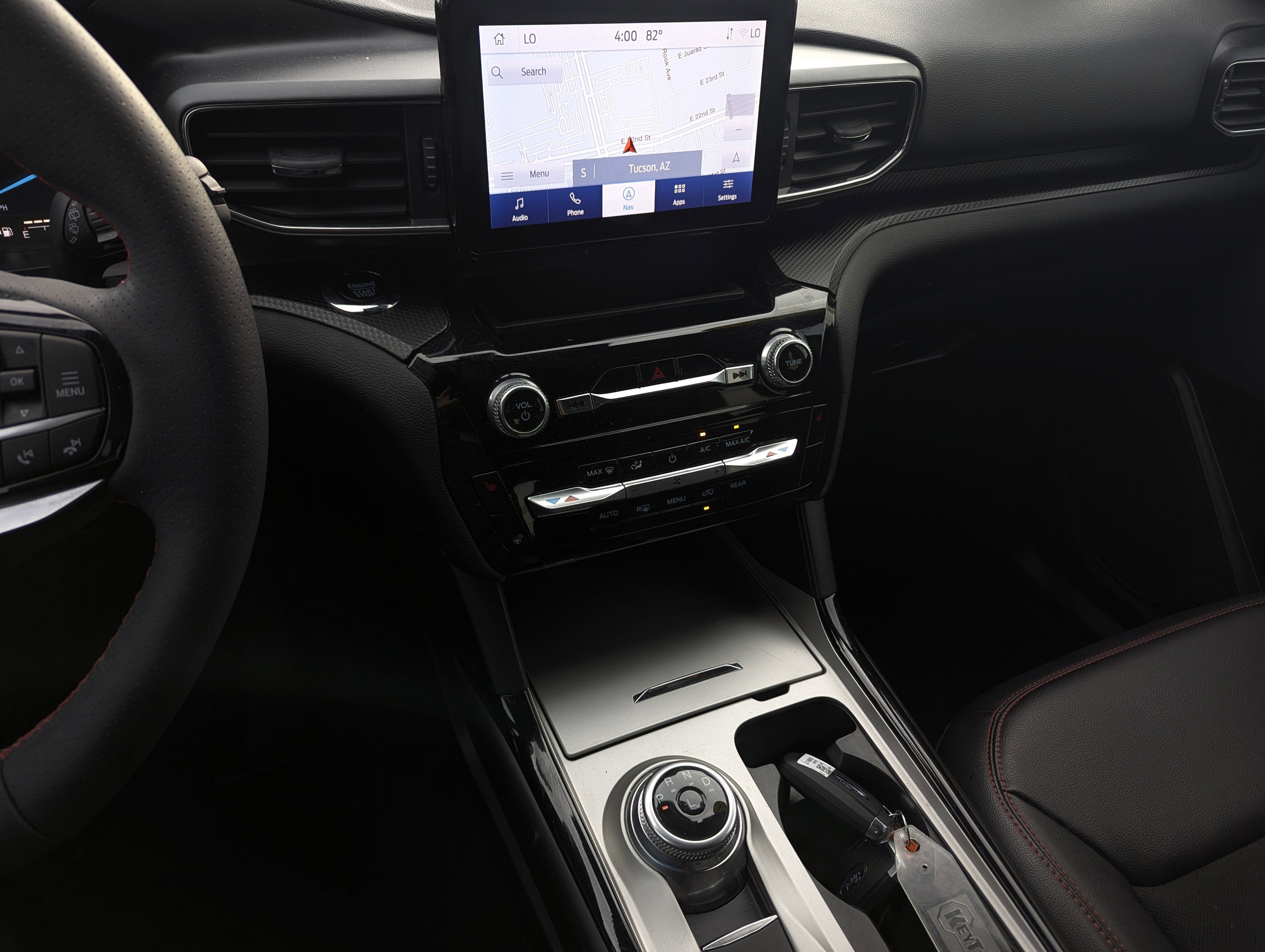 2024 Ford Explorer ST-Line