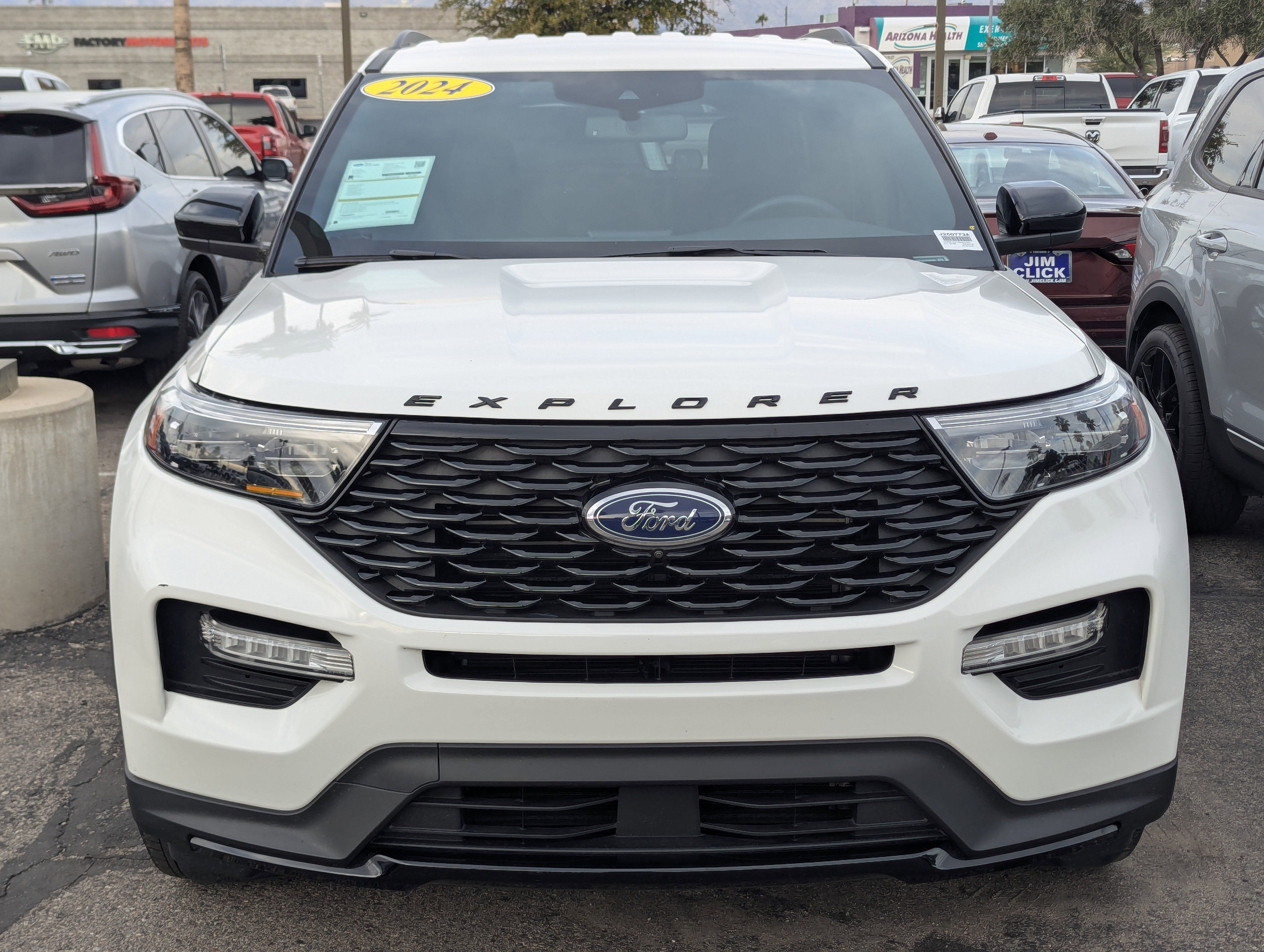 2024 Ford Explorer ST-Line