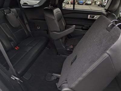 2024 Ford Explorer ST-Line