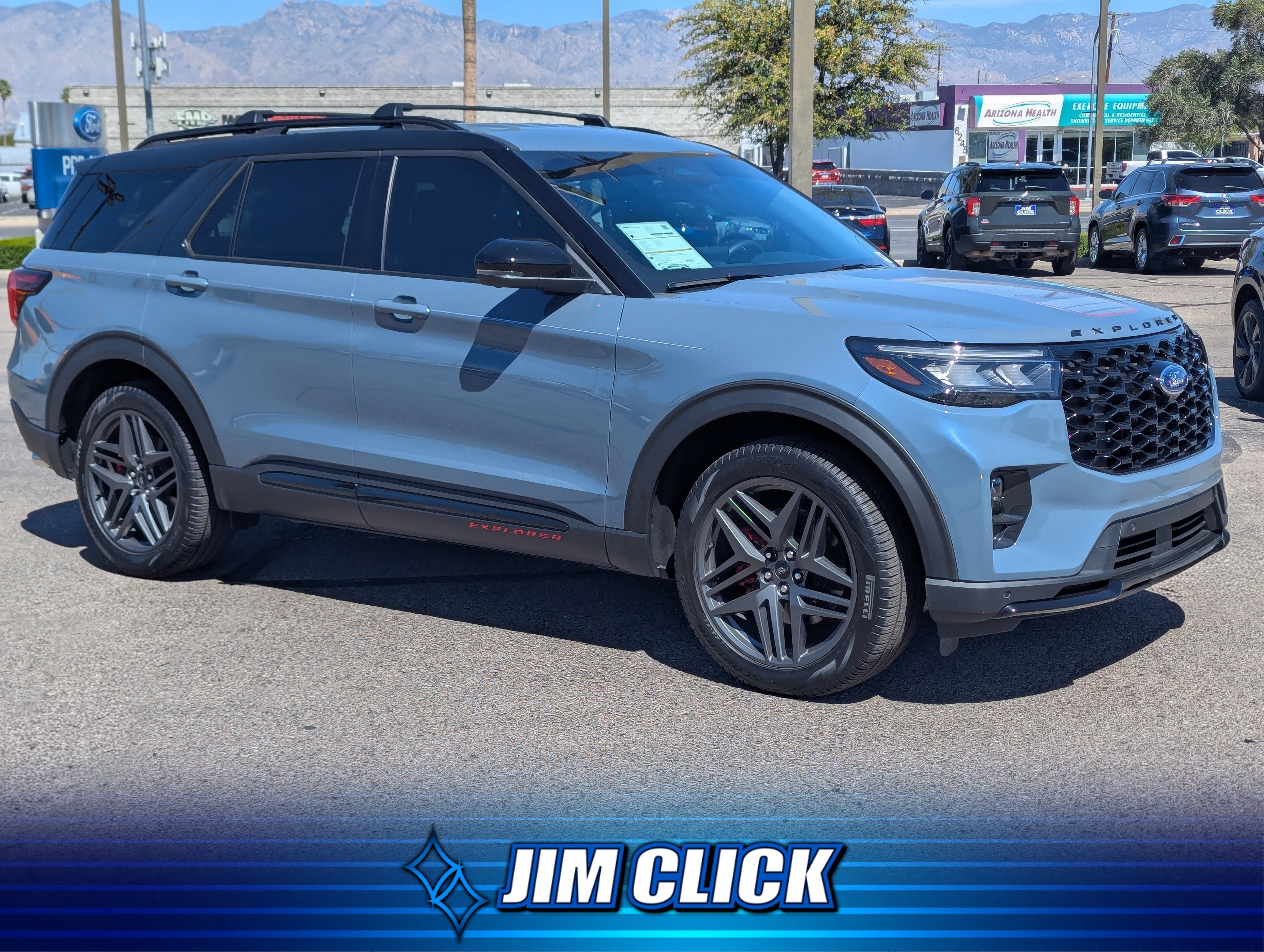 2025 Ford Explorer ST-Line