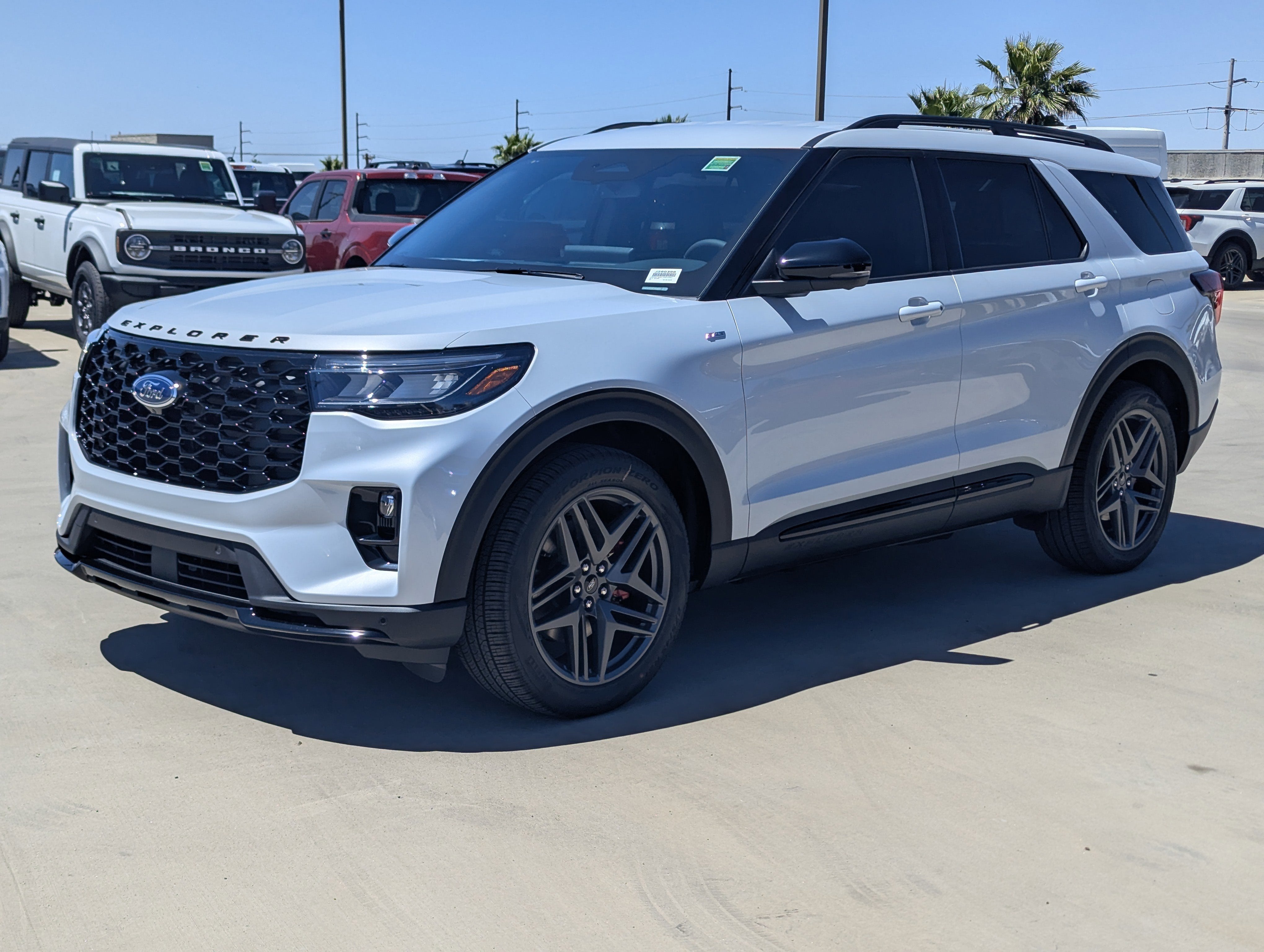 2026 Ford Explorer ST-Line
