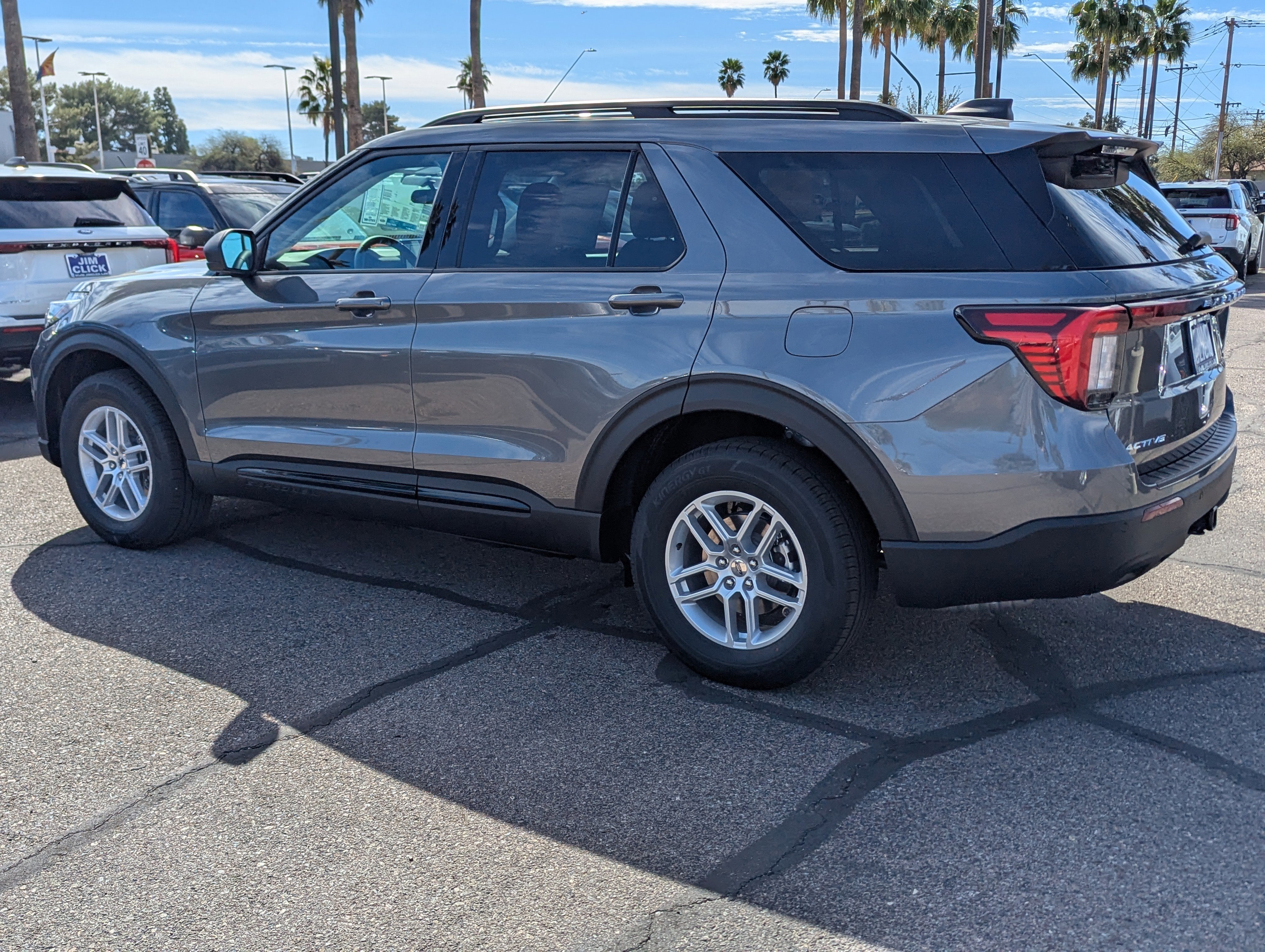 2026 Ford Explorer 4DR 4WD ACTIVE