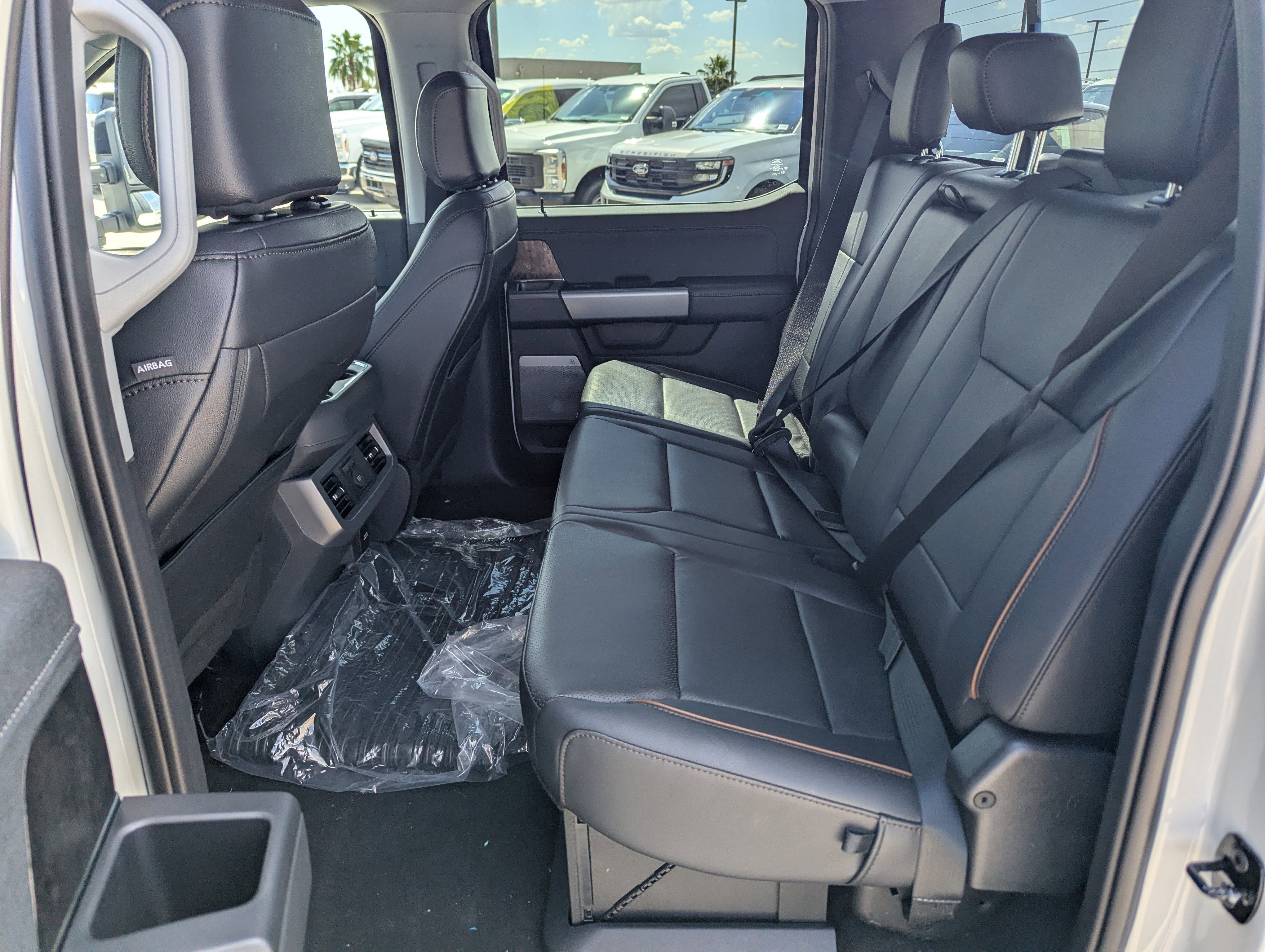 2026 Ford Super Duty F-350® Lariat®