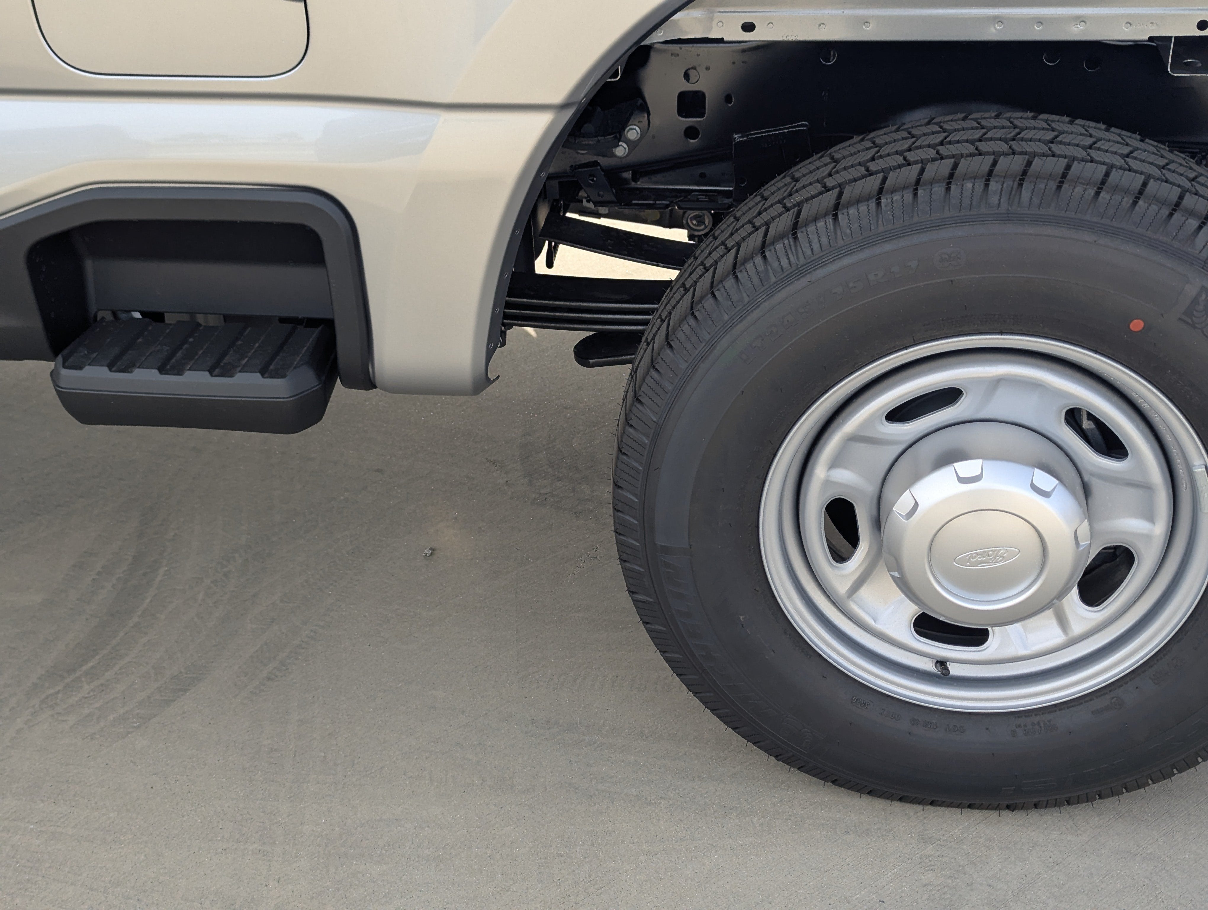2027 Ford Super Duty F-350® XL