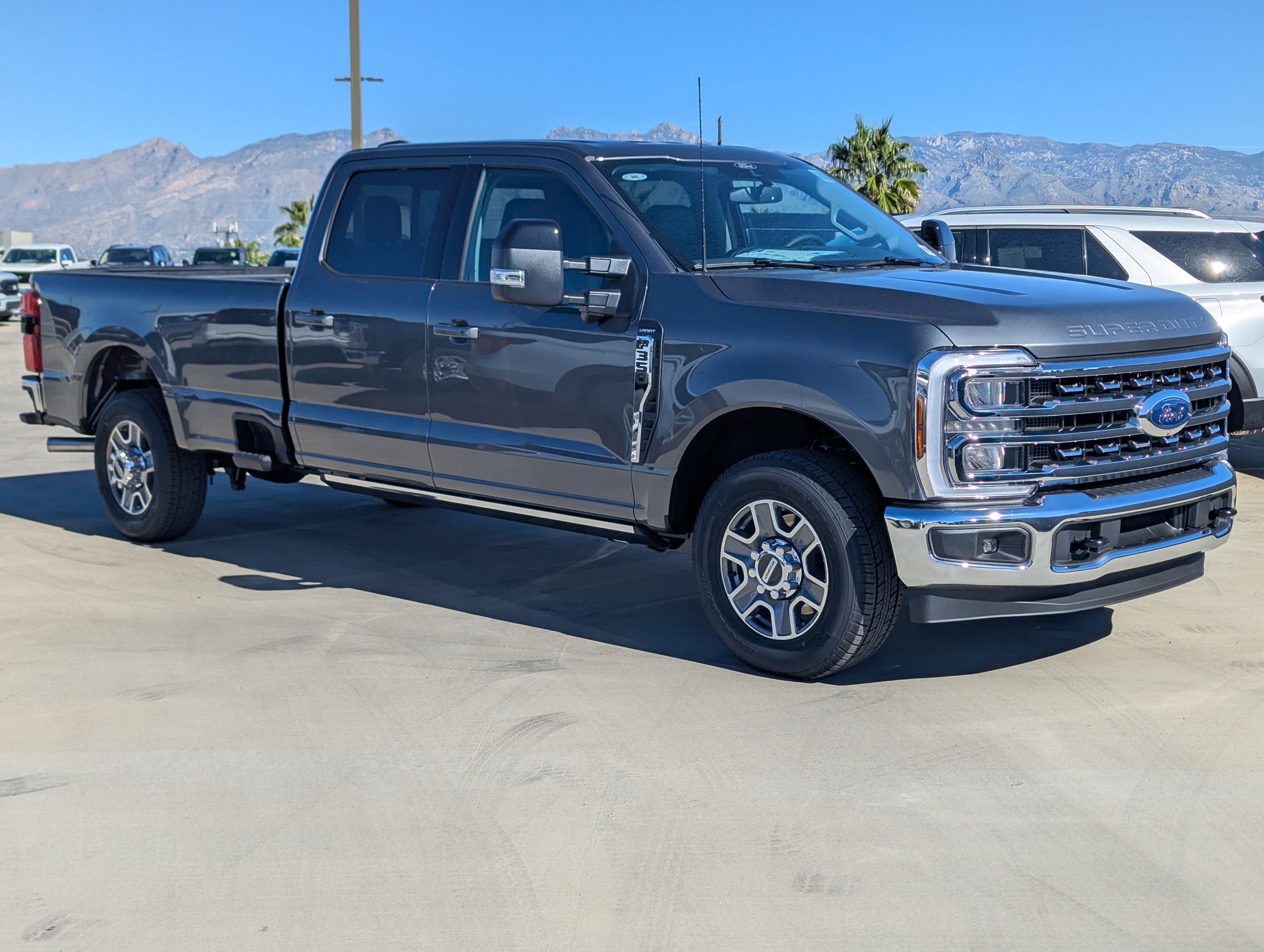 2026 Ford Super Duty F-350® Lariat®