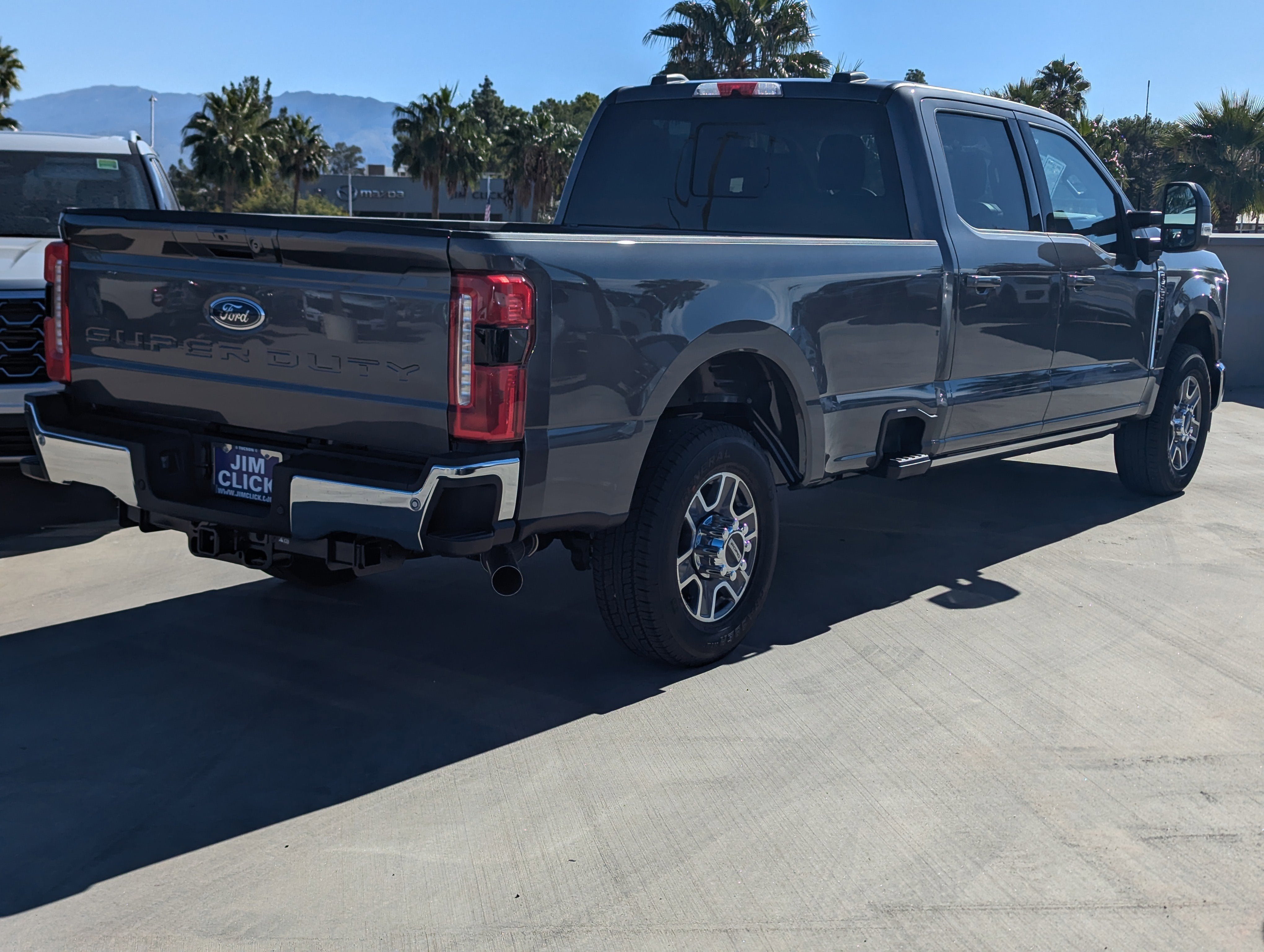 2026 Ford Super Duty F-350® Lariat®