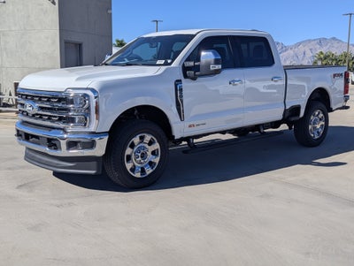 2027 Ford Super Duty F-350® King Ranch®