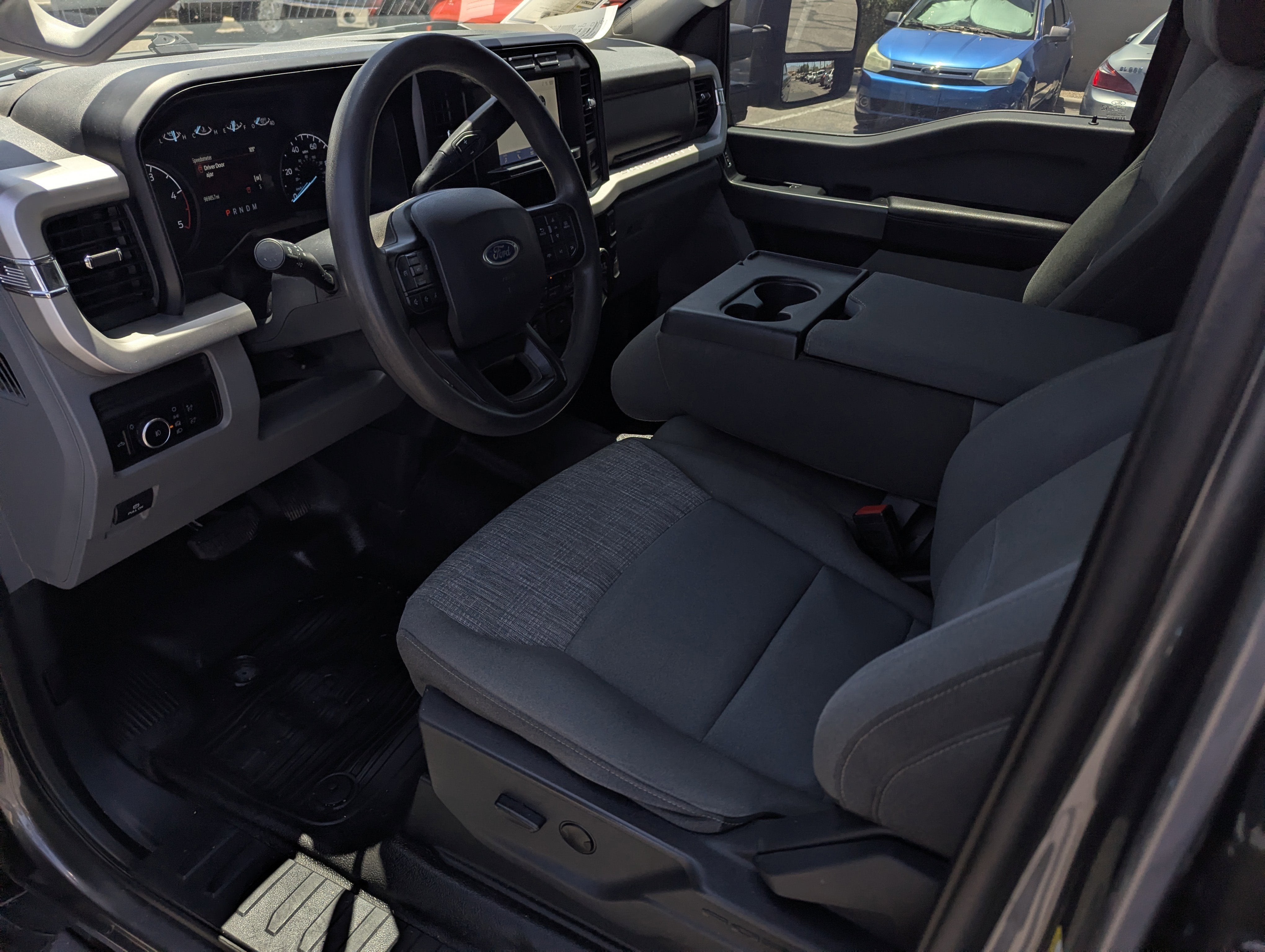 2023 Ford Super Duty F-350 SRW XLT