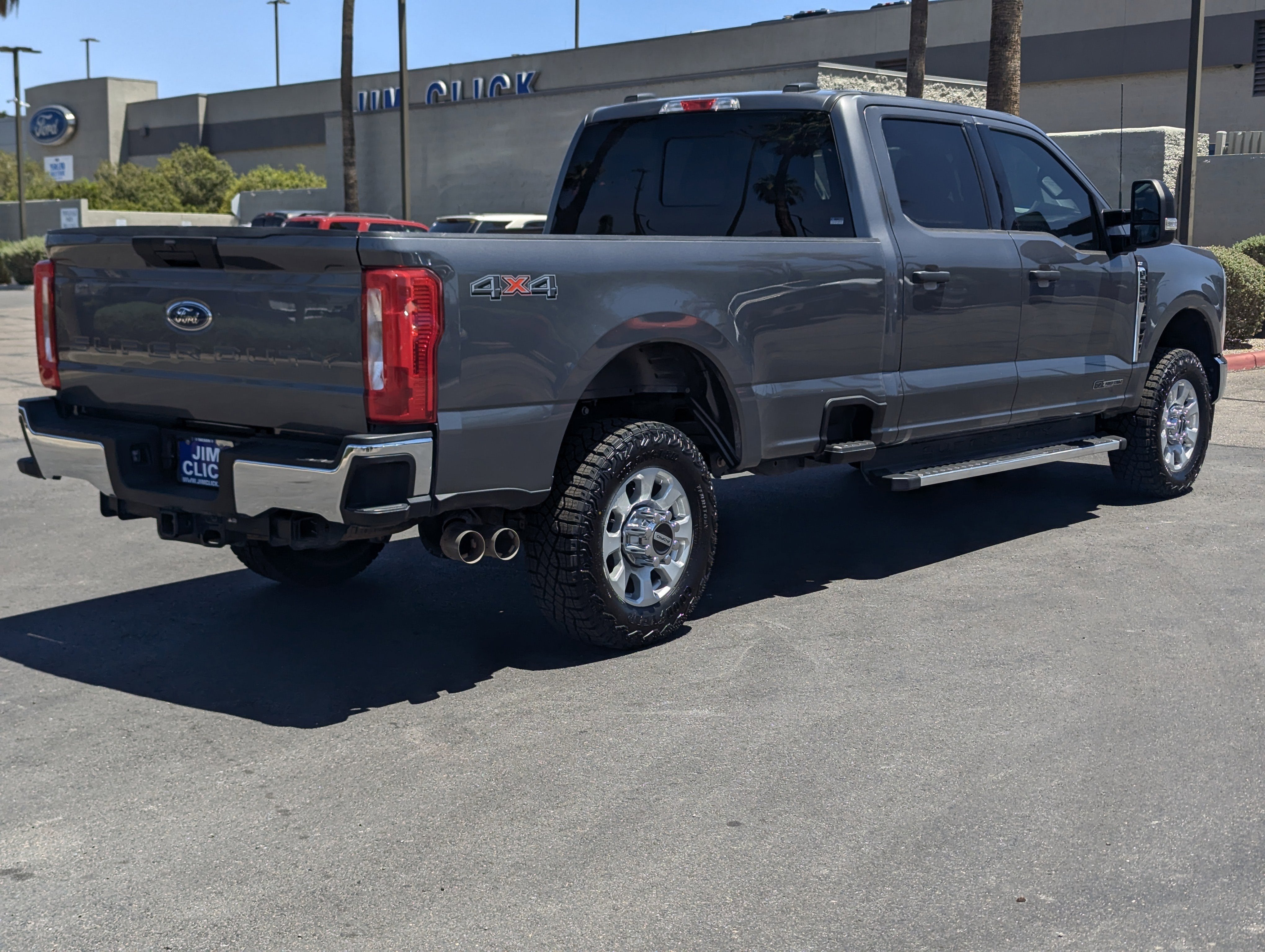 2023 Ford Super Duty F-350 SRW XLT