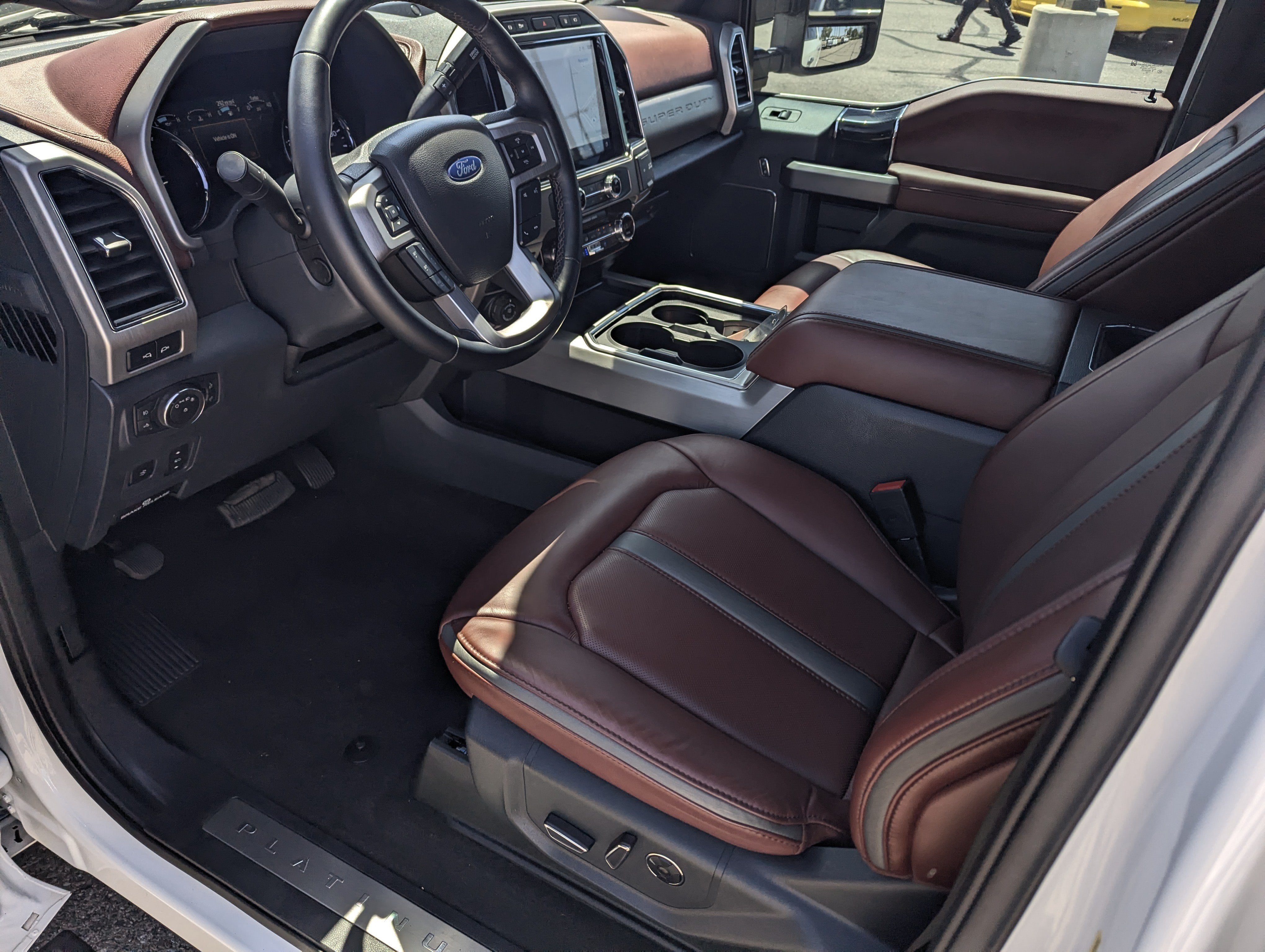 2022 Ford Super Duty F-350 SRW Platinum