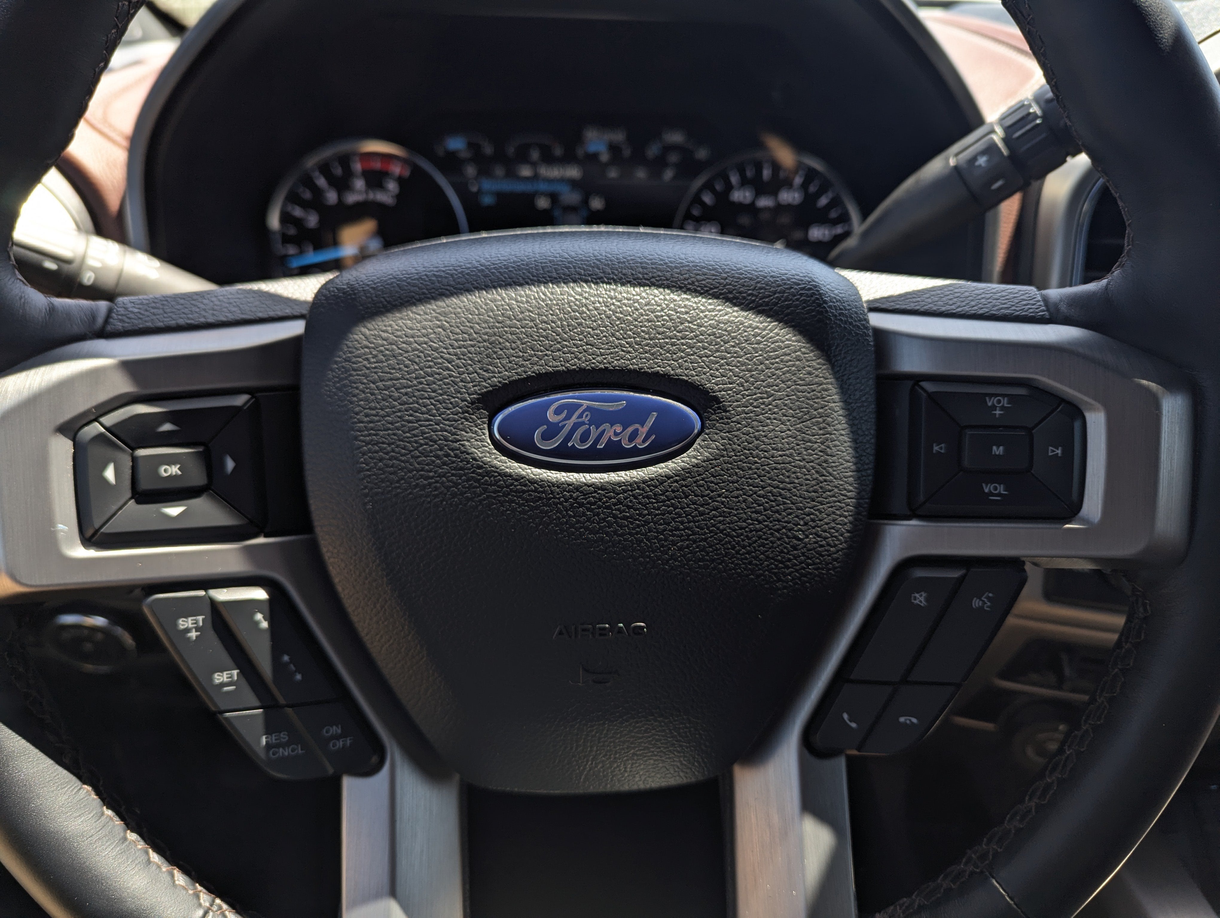 2022 Ford Super Duty F-350 SRW Platinum