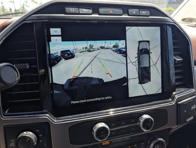 2022 Ford Super Duty F-350 SRW Platinum