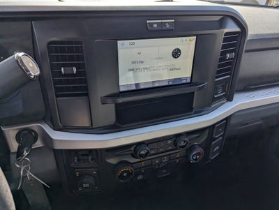 2026 Ford Super Duty F-350® XLT