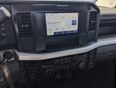 2025 Ford Super Duty F-350 SRW XL