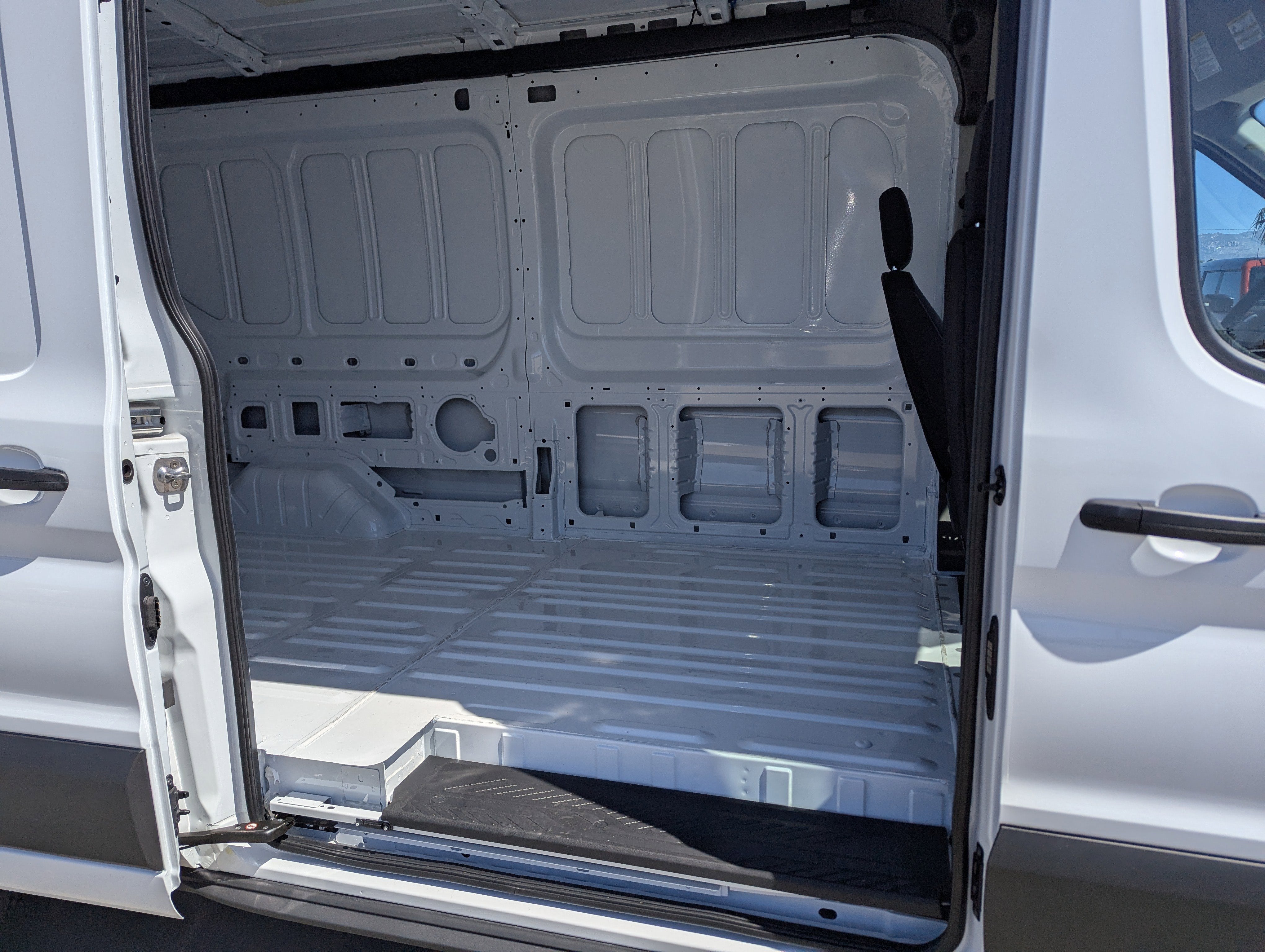 2025 Ford Transit Commercial Cargo Van