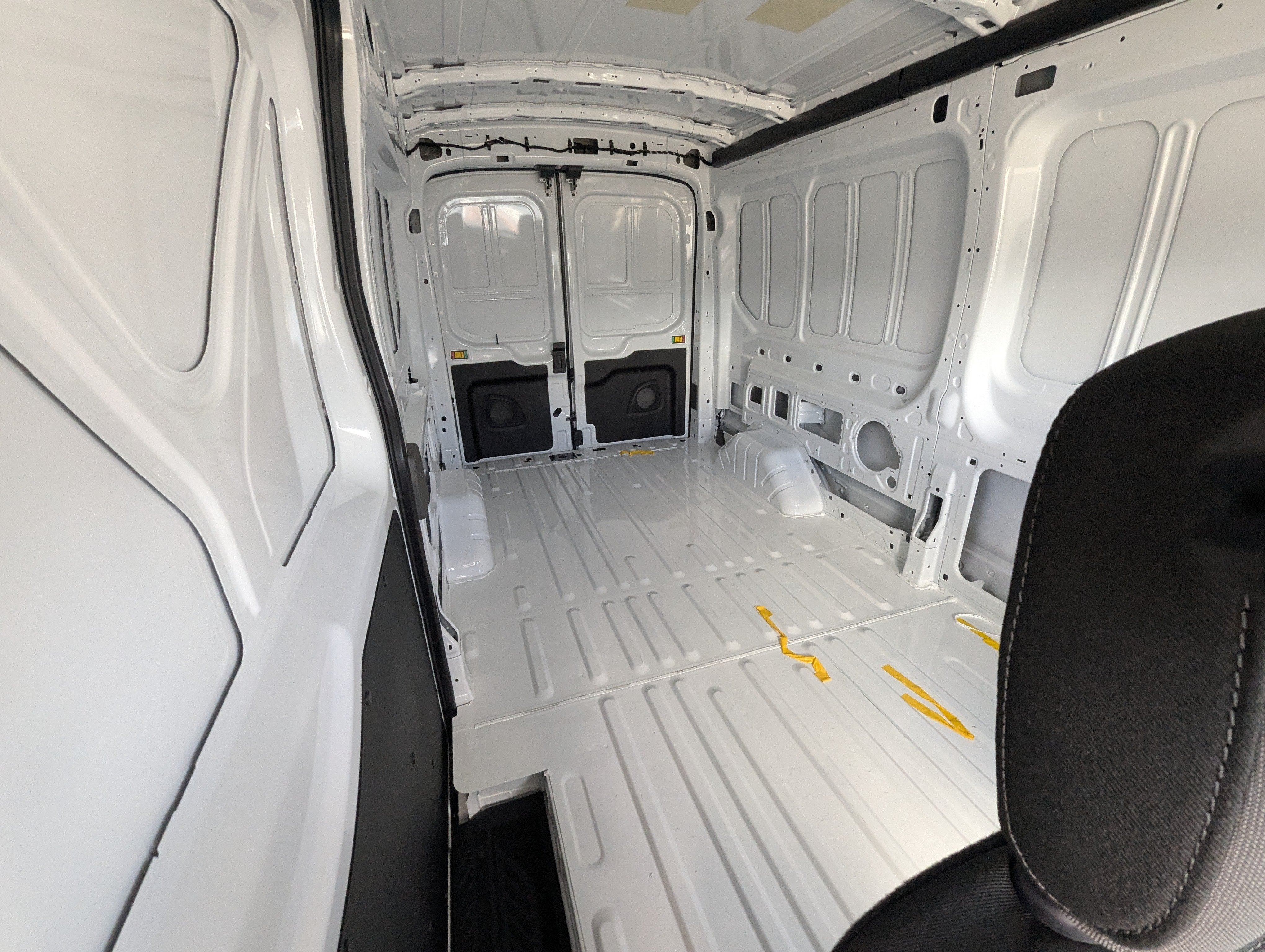 2027 Ford Transit Cargo Van T-250 148" Med Rf 9150 GVWR RWD
