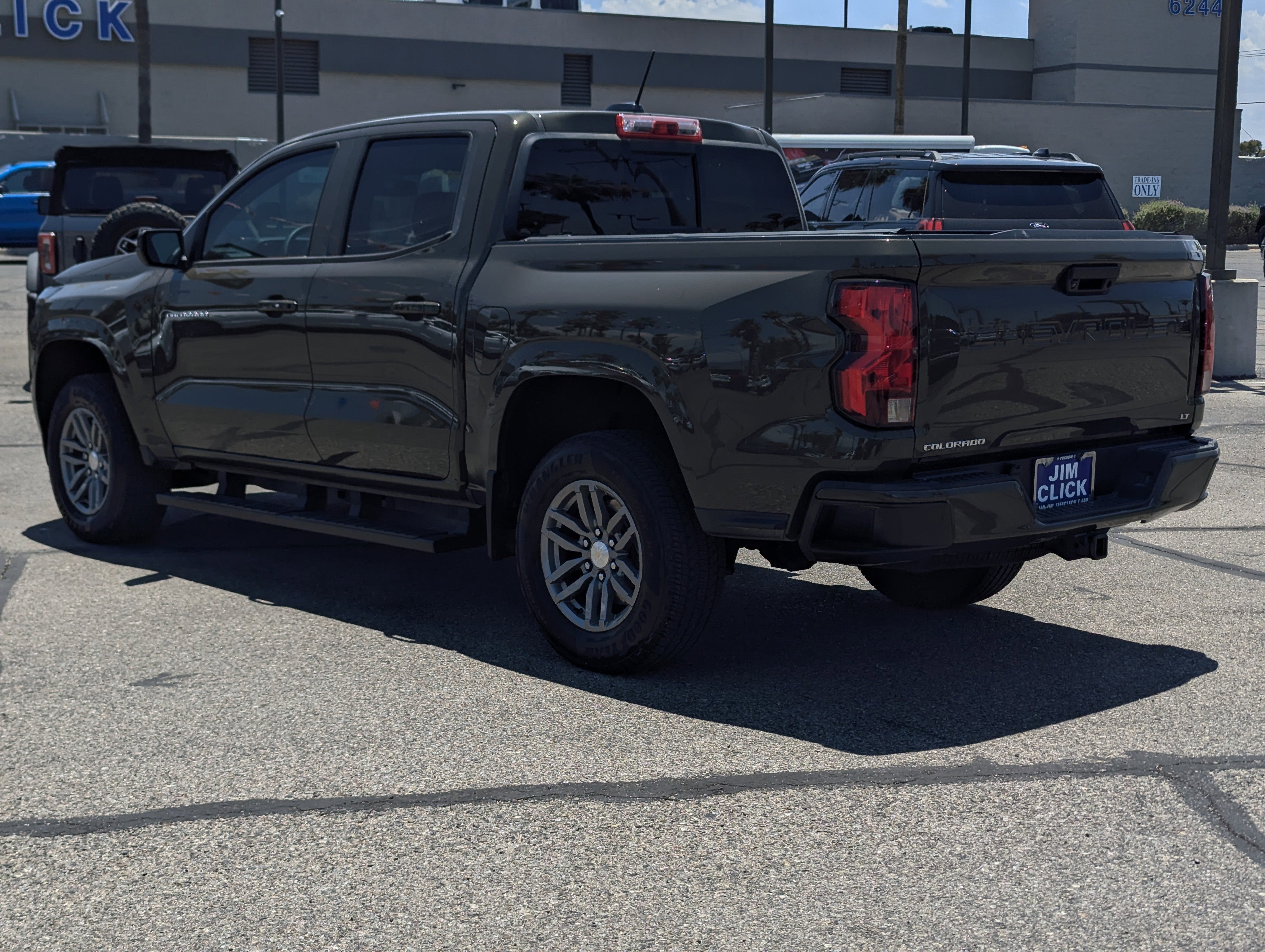 2023 Chevrolet Colorado 2WD LT