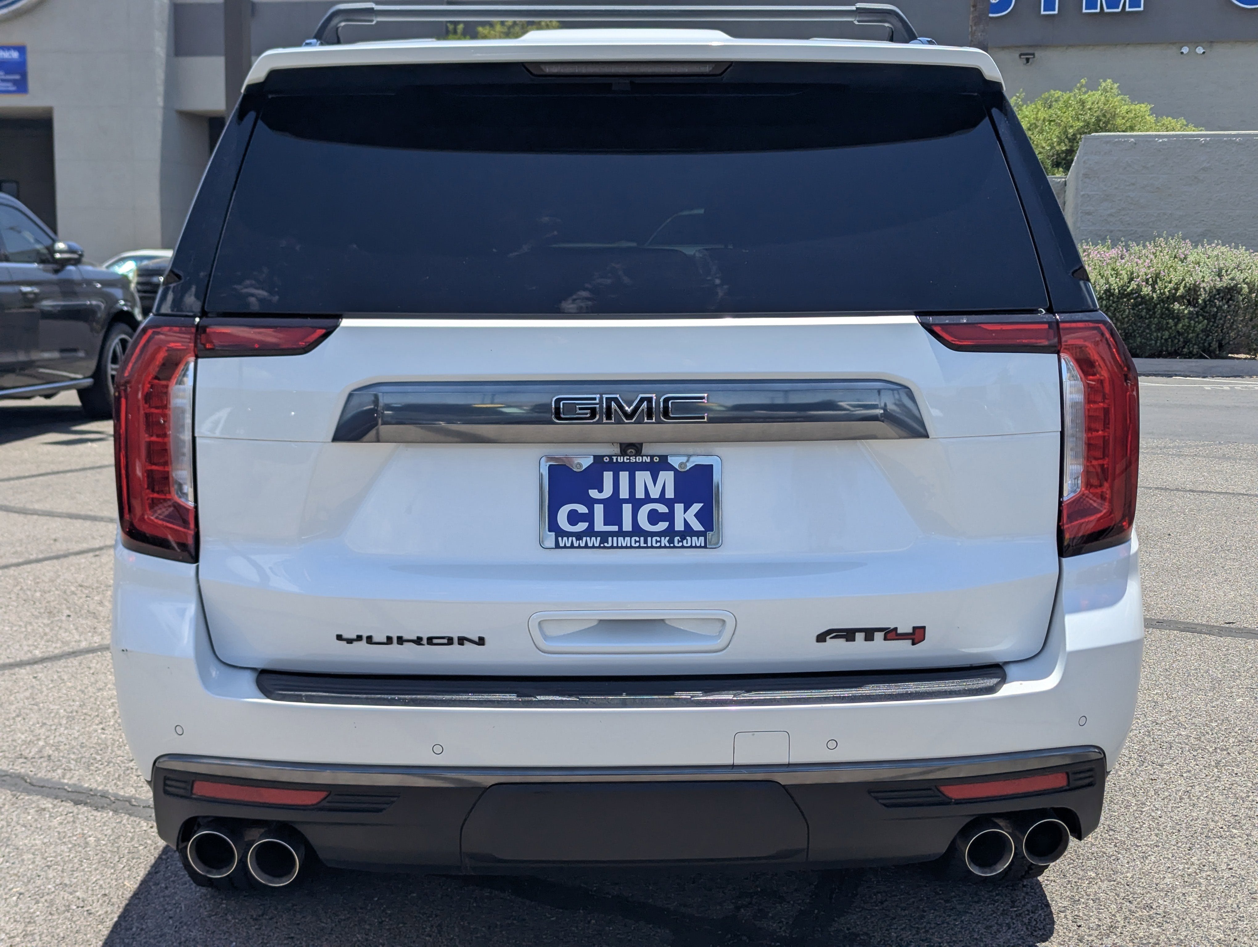 2022 GMC Yukon XL AT4