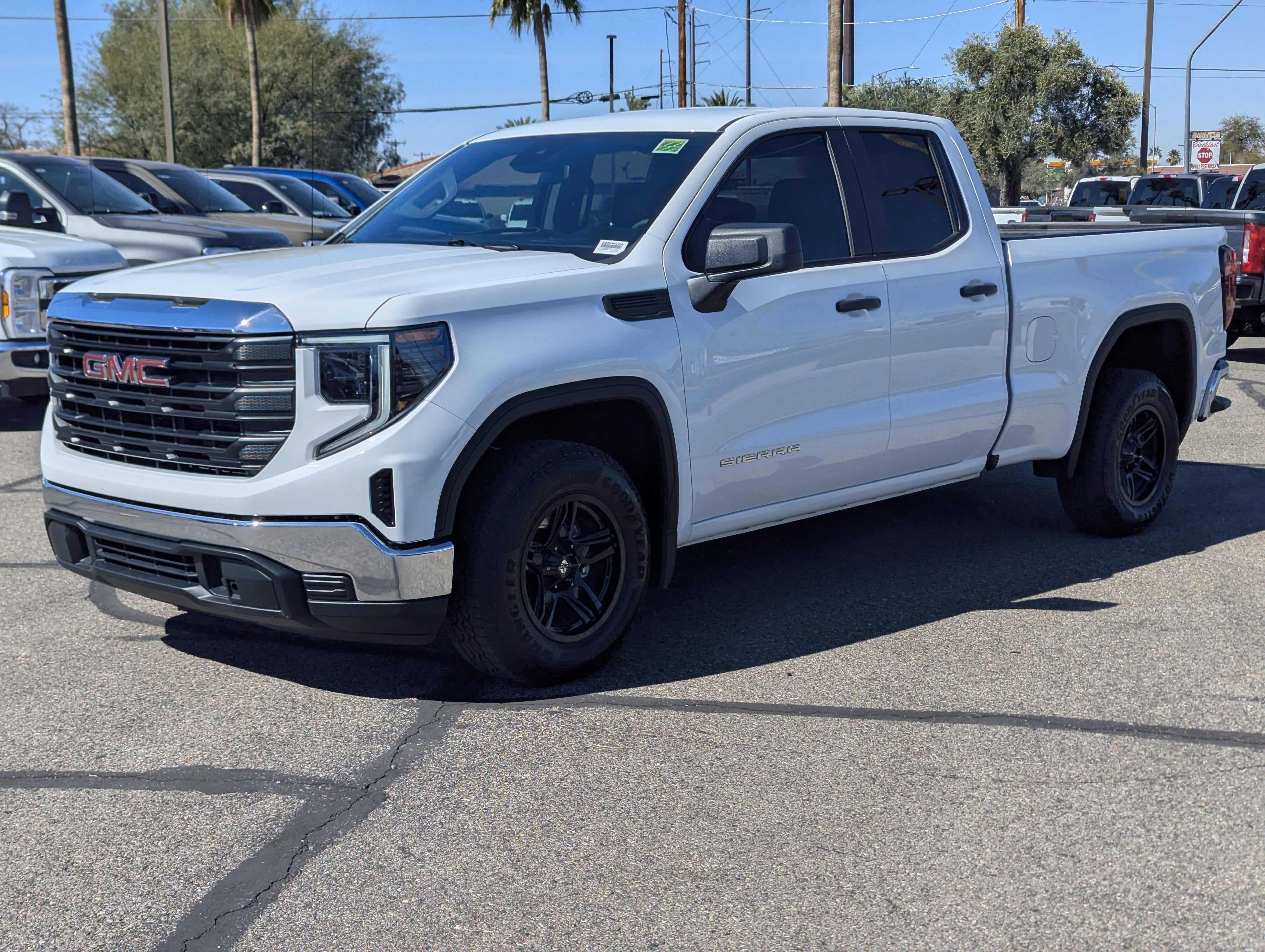 2023 GMC Sierra 1500 Pro