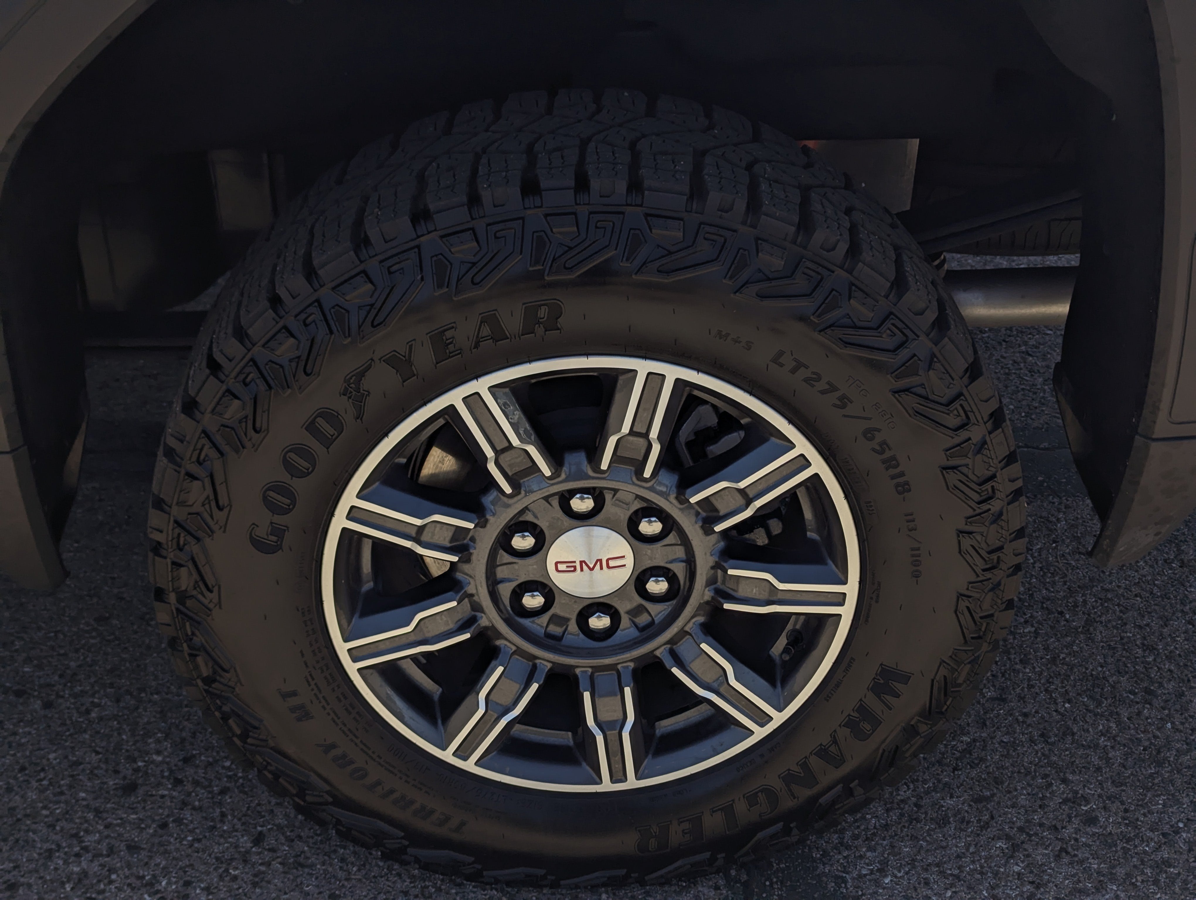 2025 GMC Sierra 1500 AT4