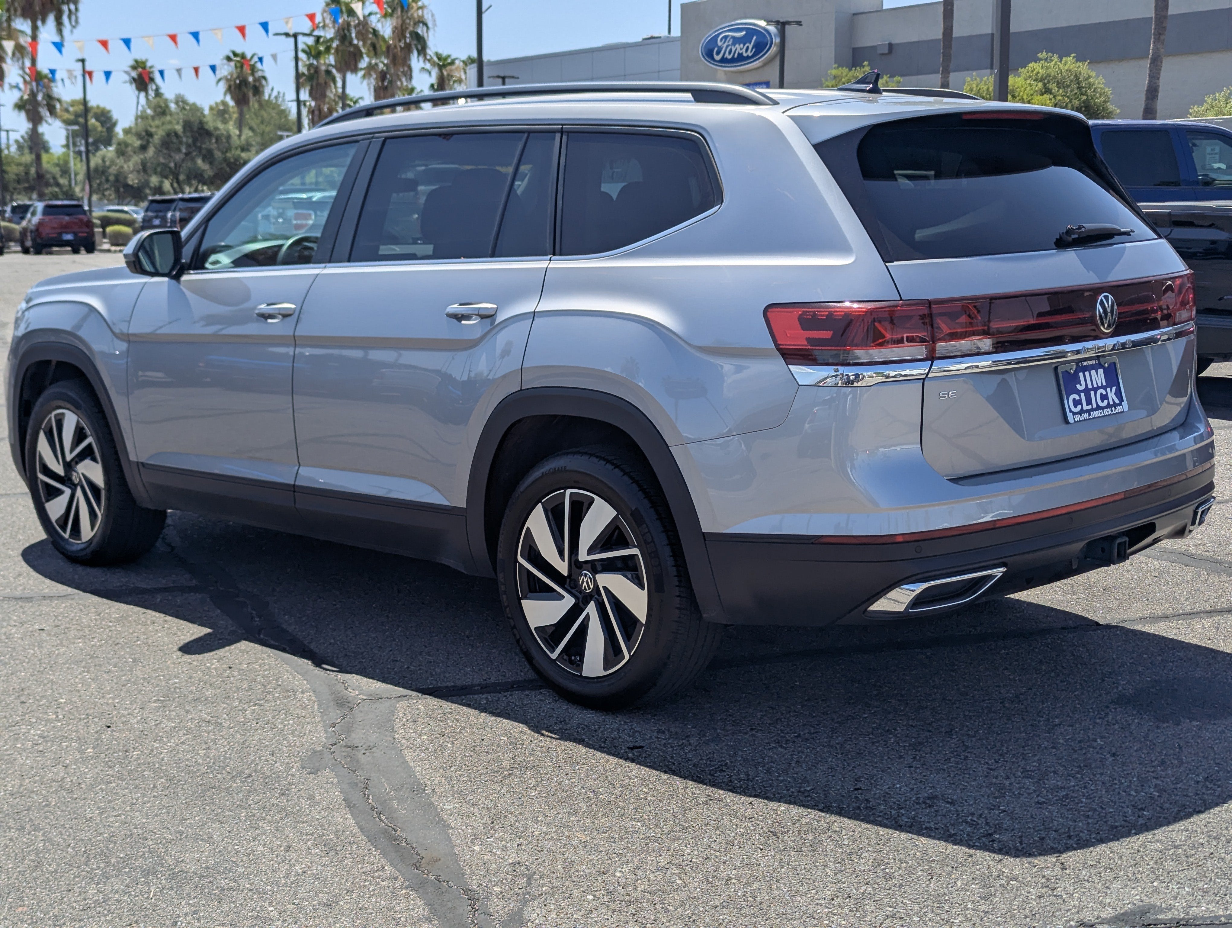 2024 Volkswagen Atlas 2.0T SE w/Technology