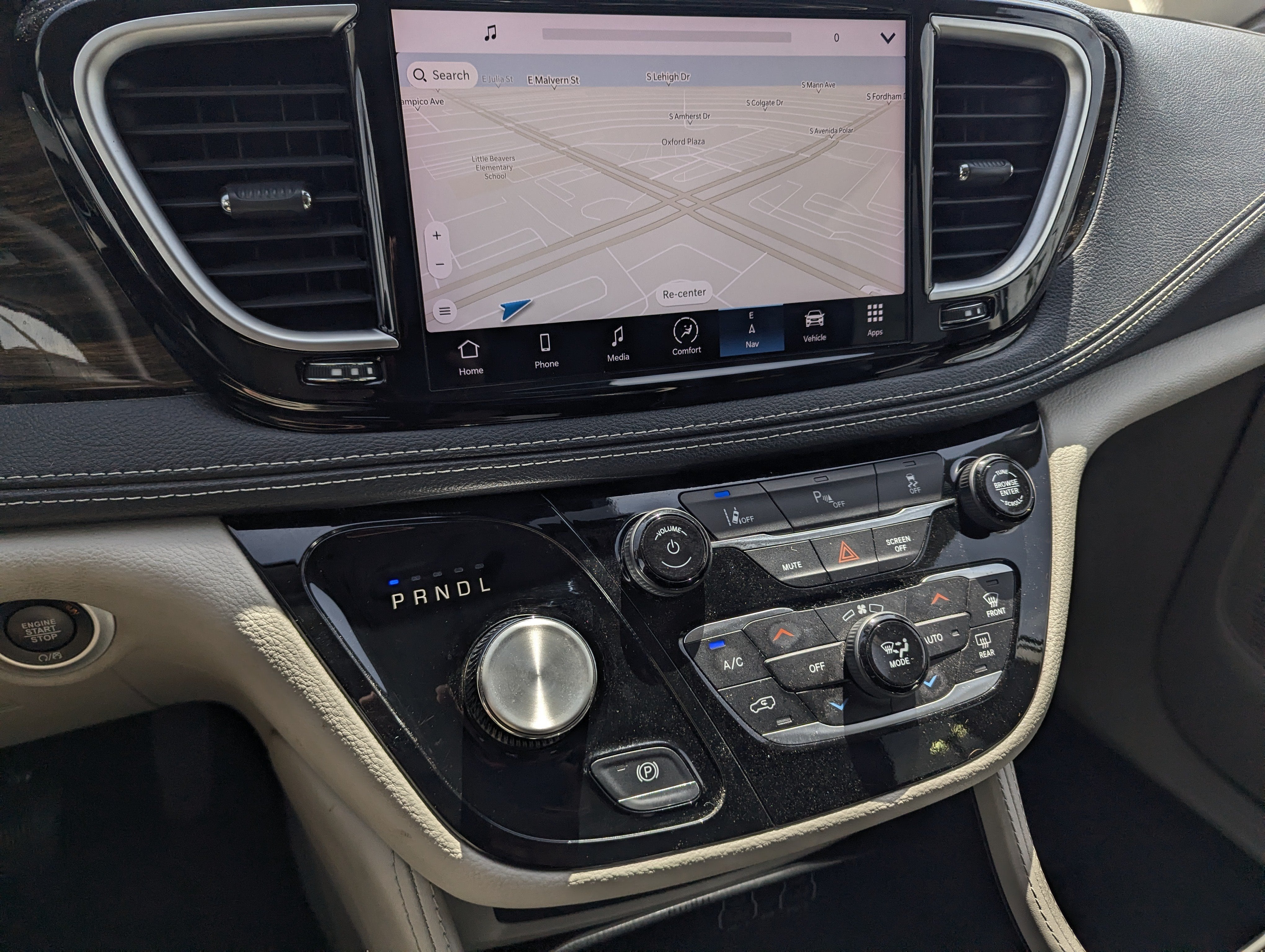 2023 Chrysler Pacifica Hybrid Limited