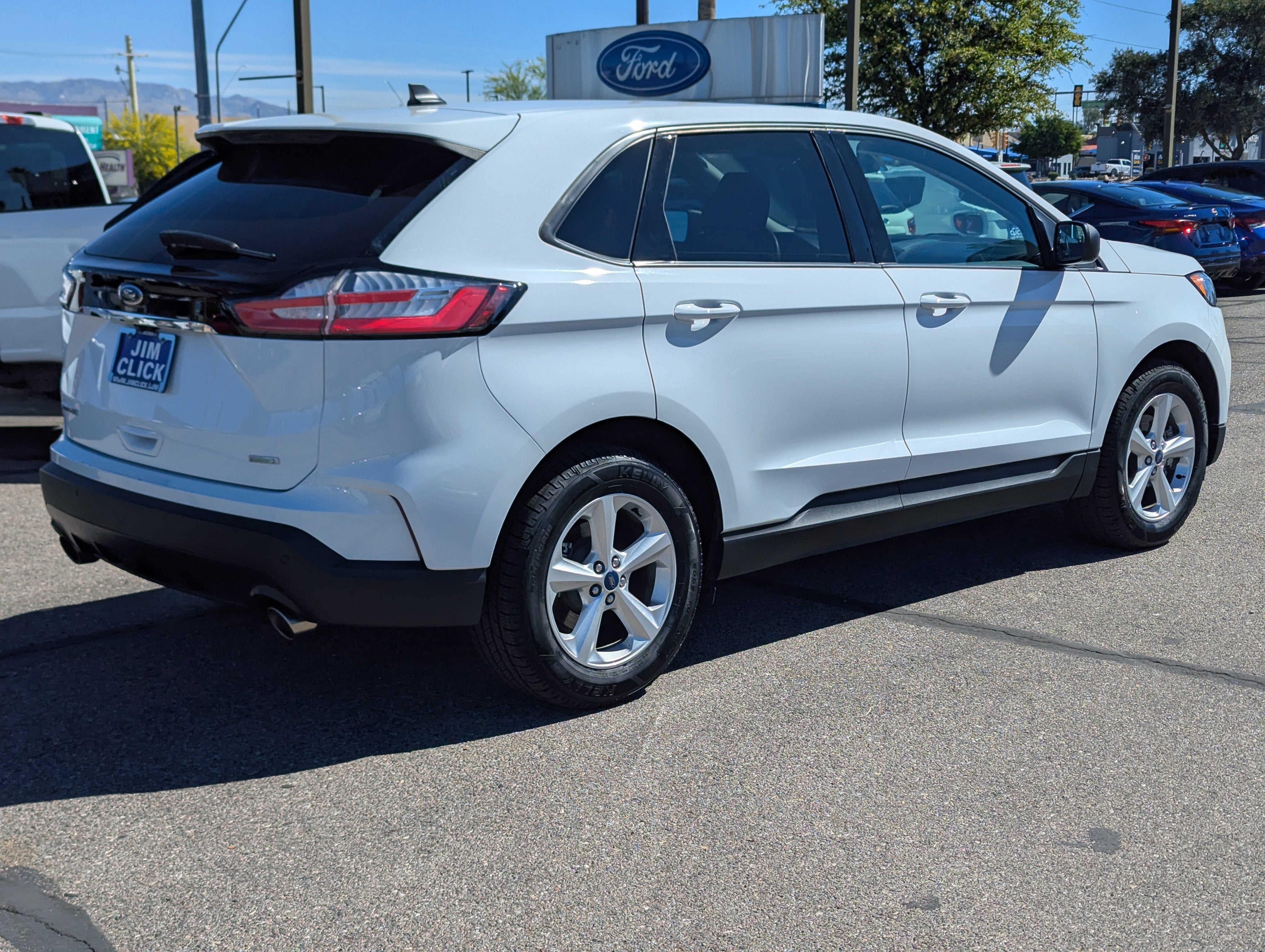 2020 Ford Edge SE