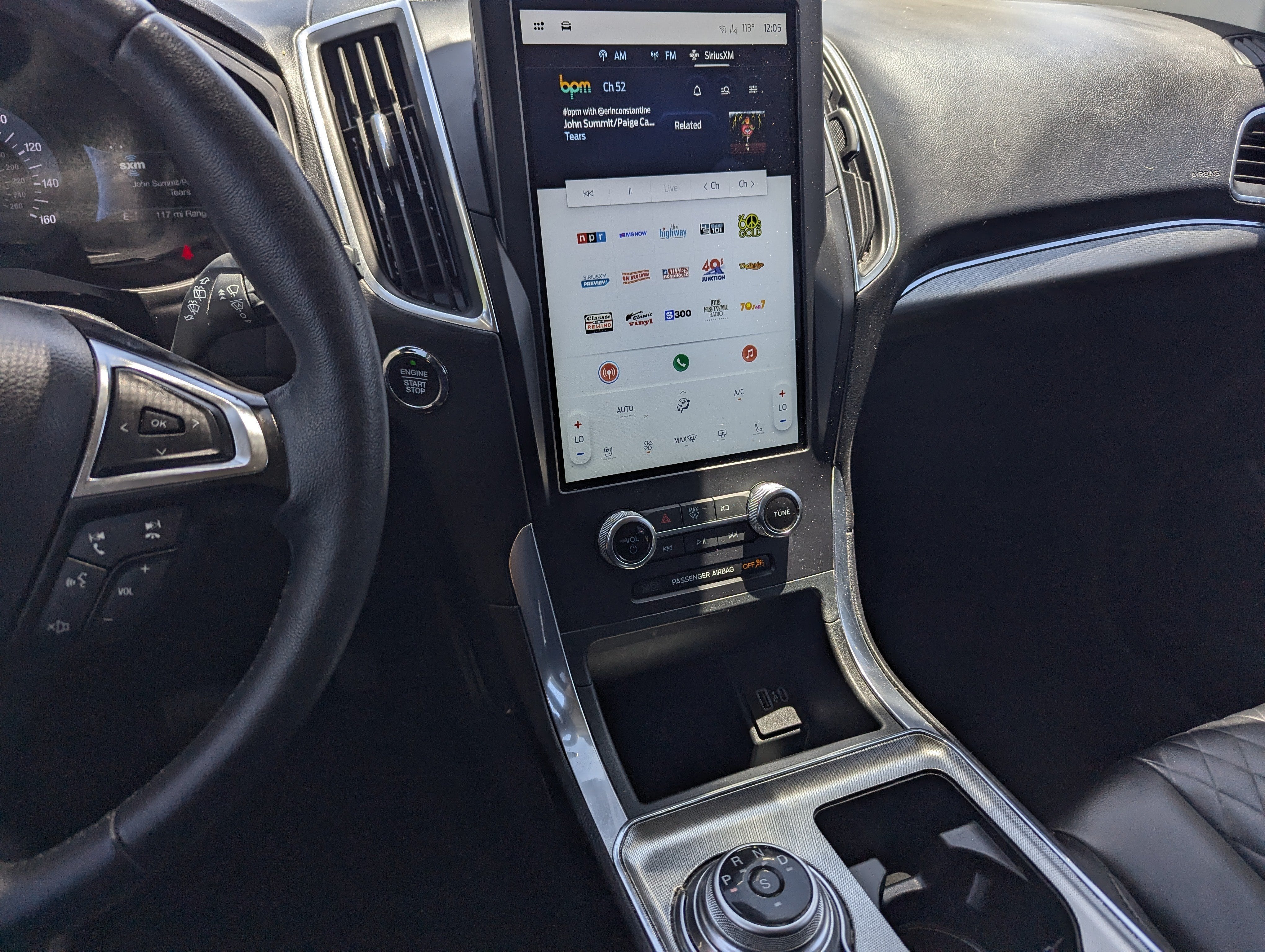 2024 Ford Edge Titanium