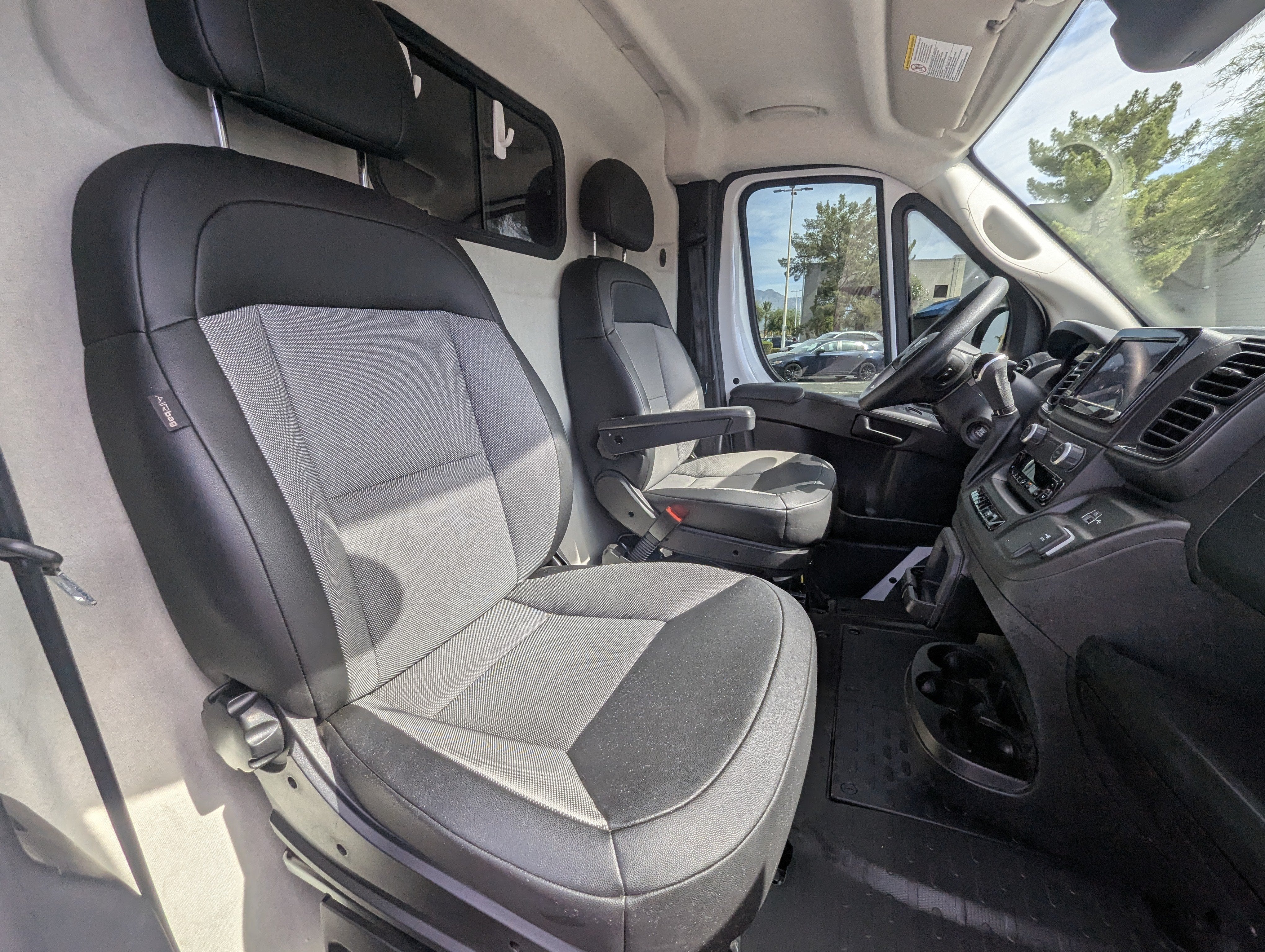 2025 RAM ProMaster Cargo Van Tradesman
